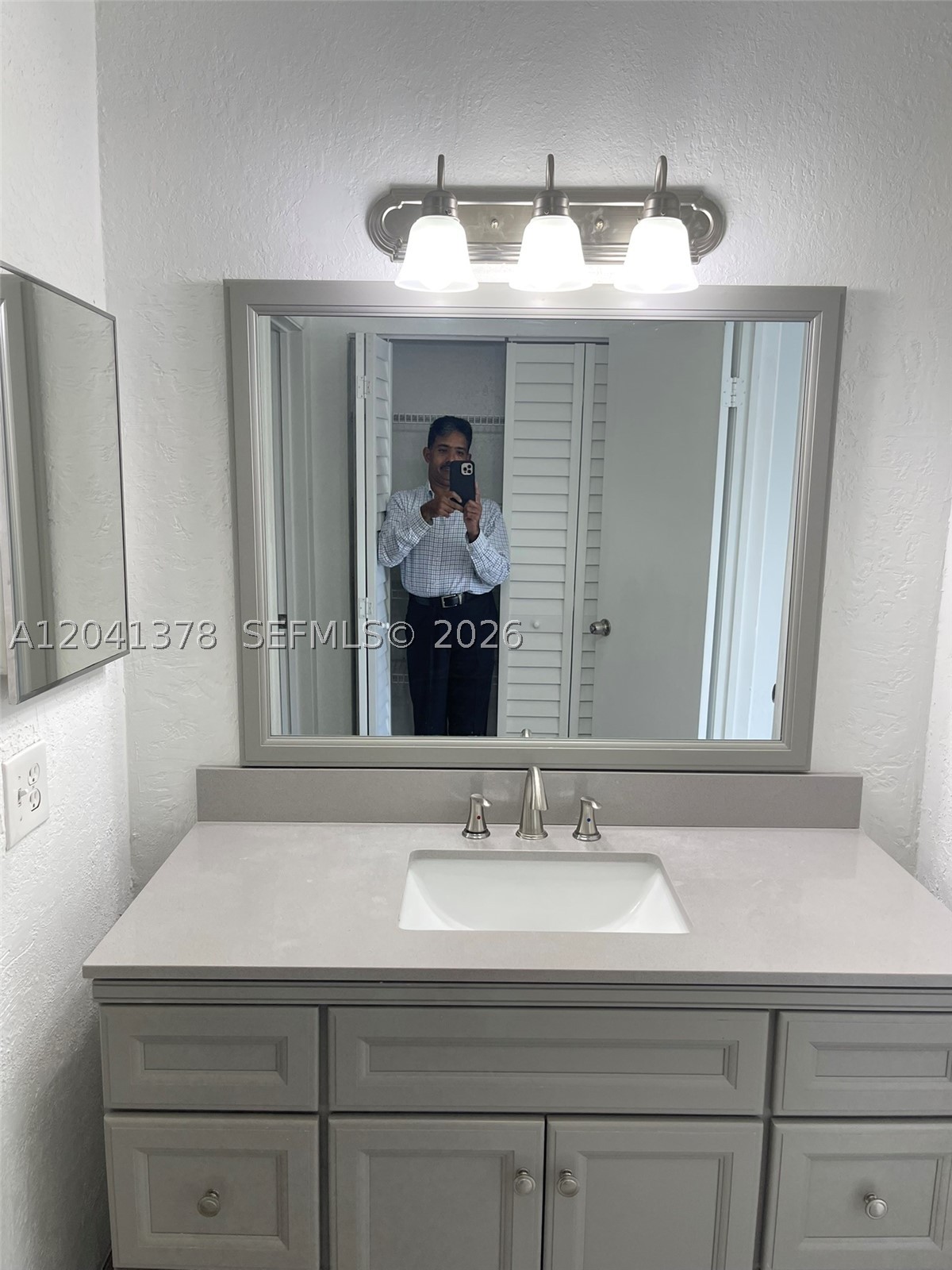 main property photo 81