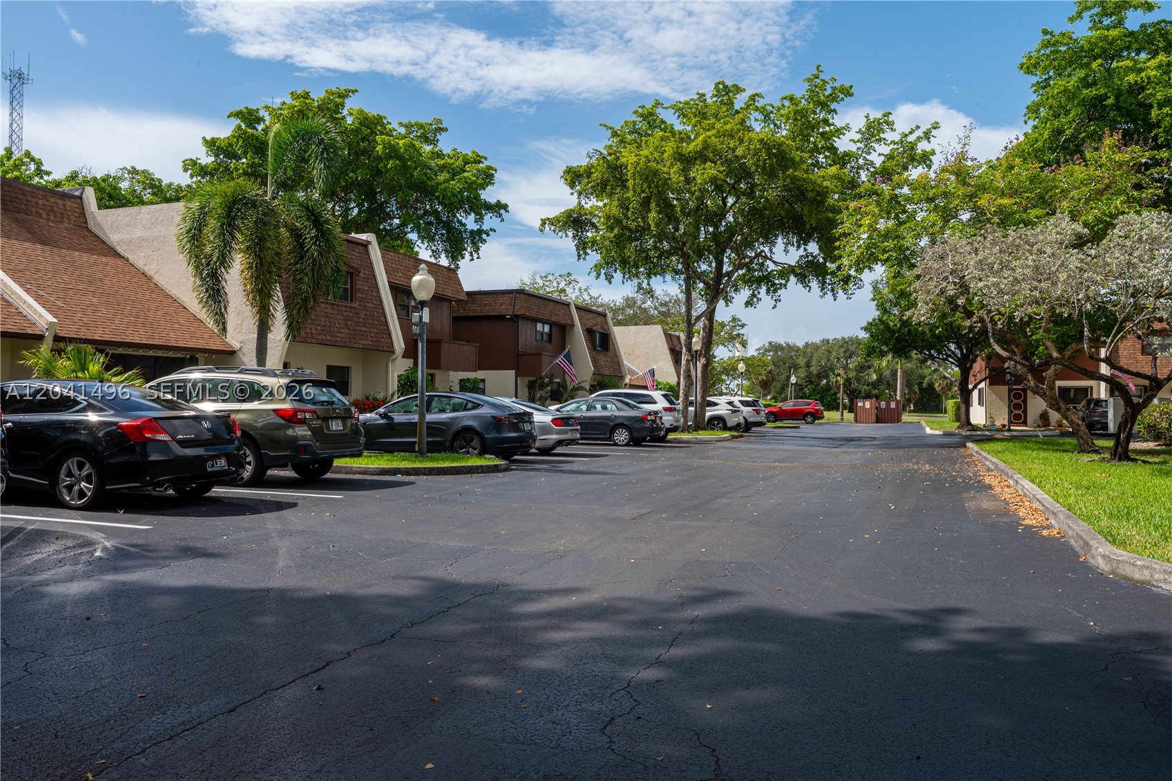 main property photo 32