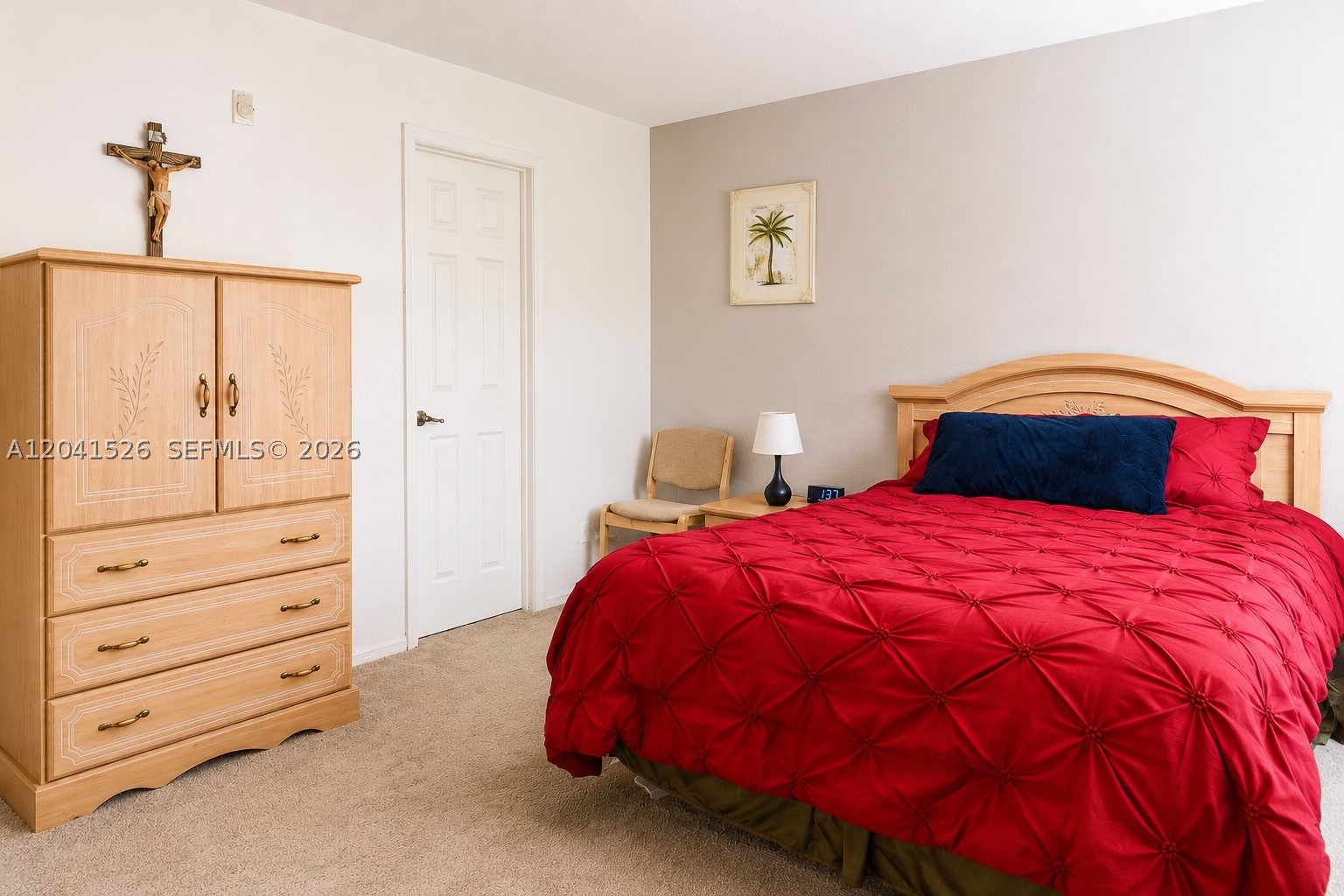 main property photo 14