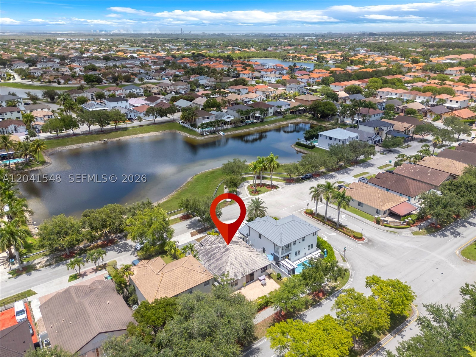 main property photo 39