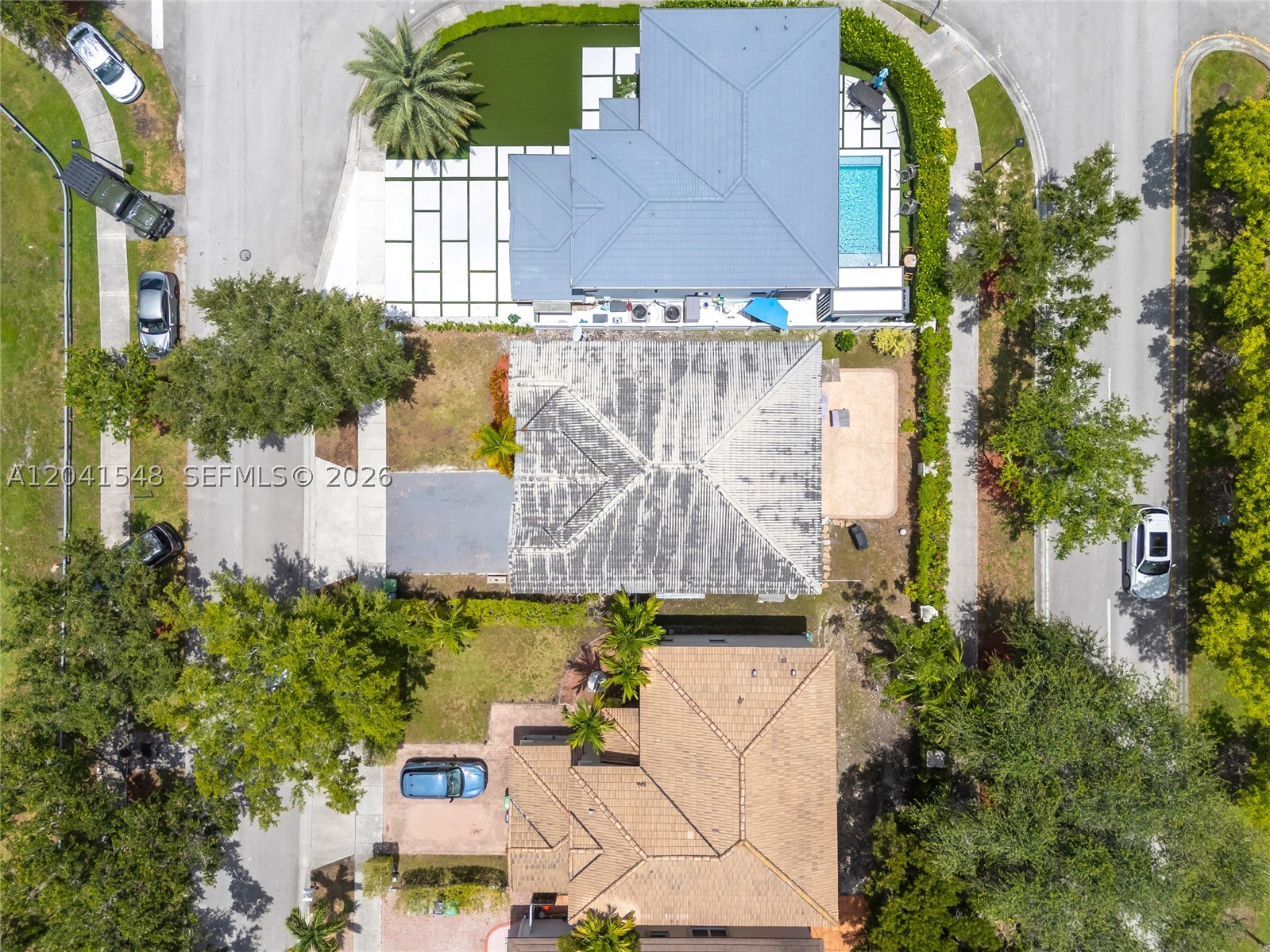 main property photo 46