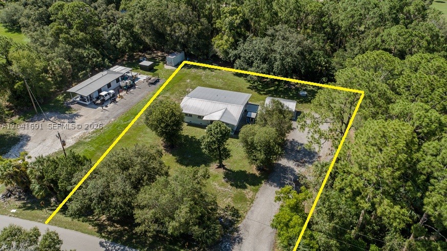 main property photo 13