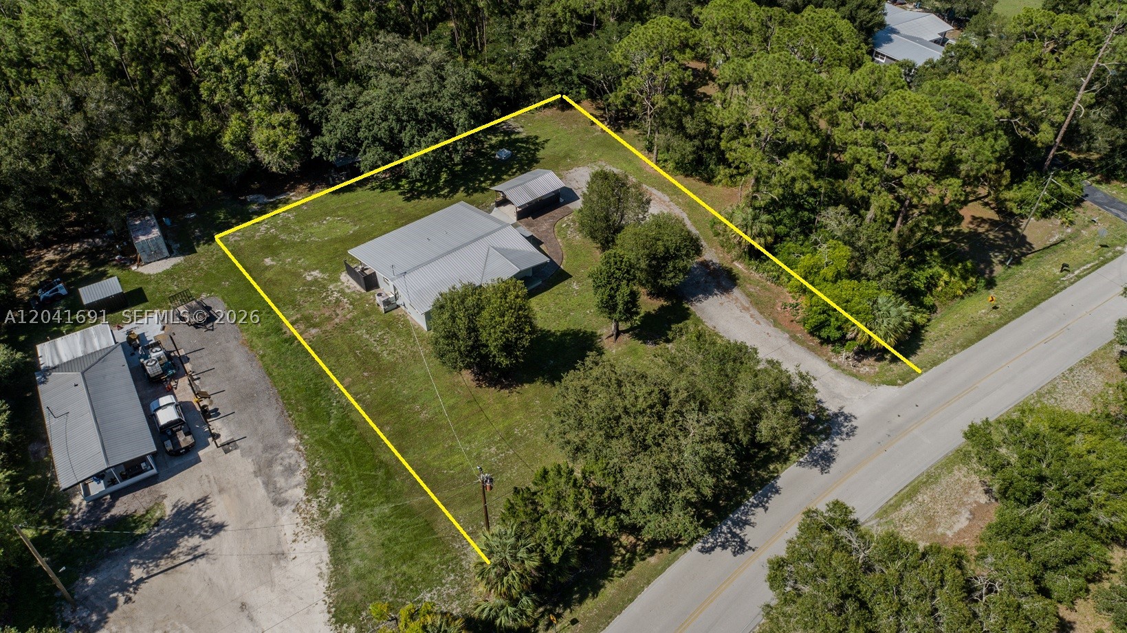 main property photo 17