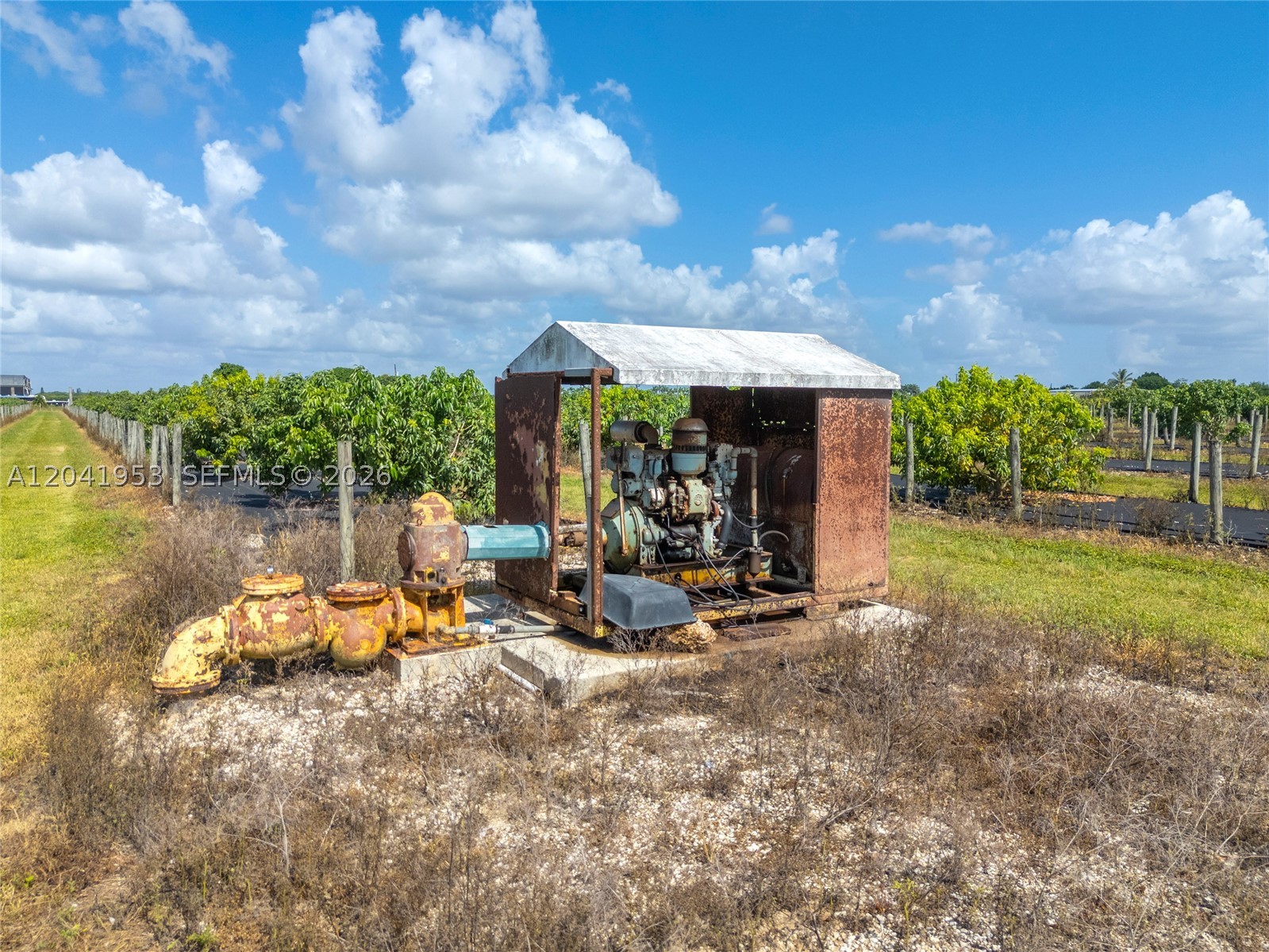 main property photo 14