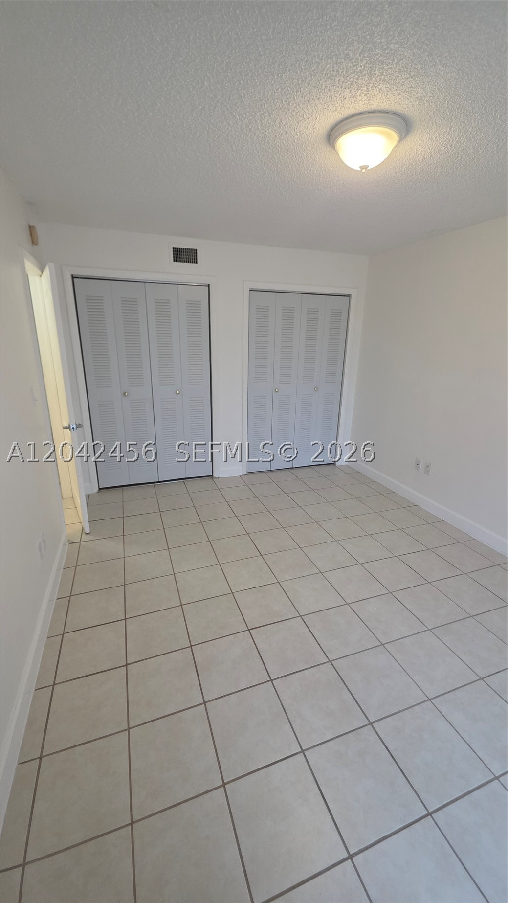 property viewer photo 11