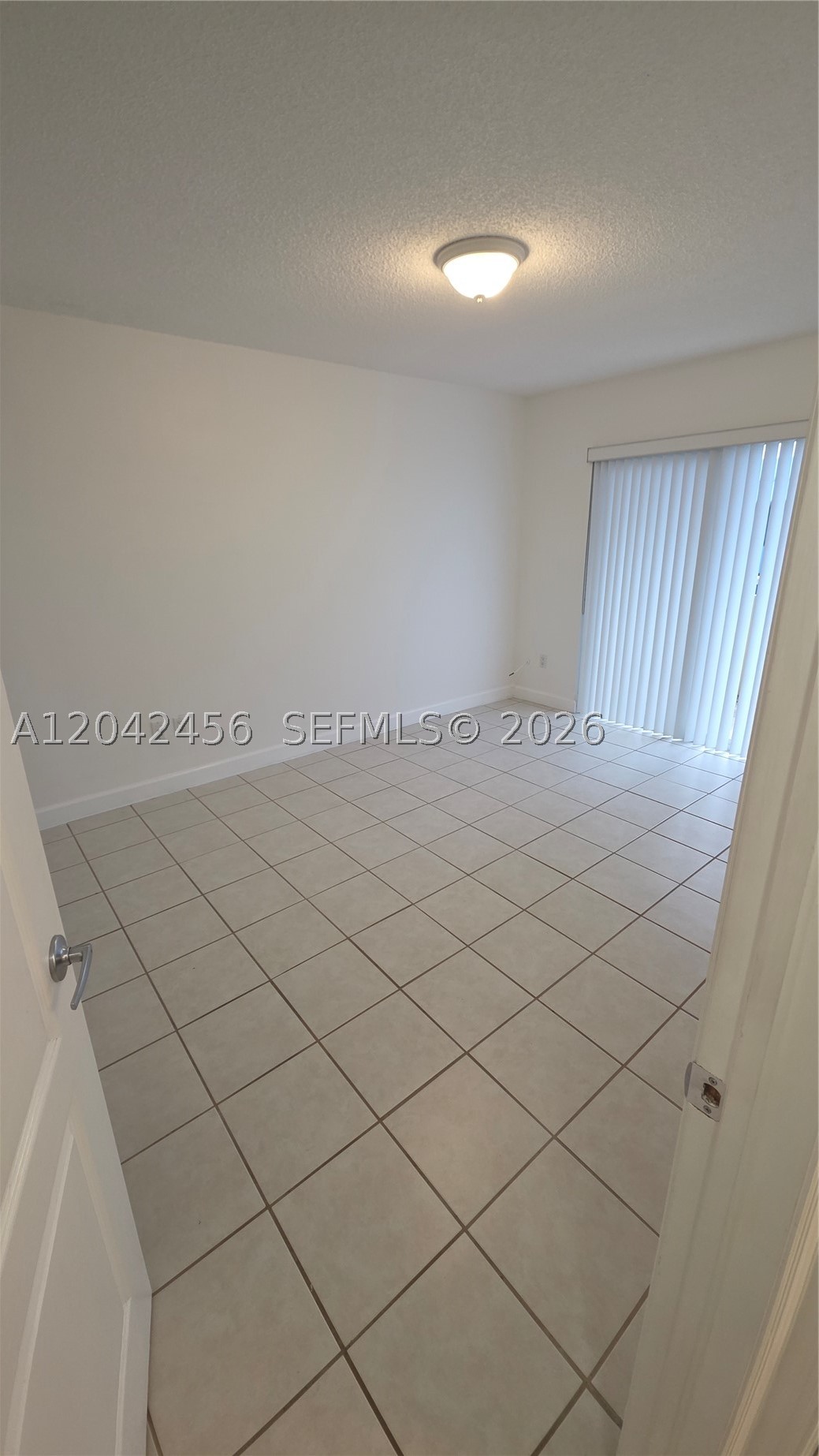 property viewer photo 12