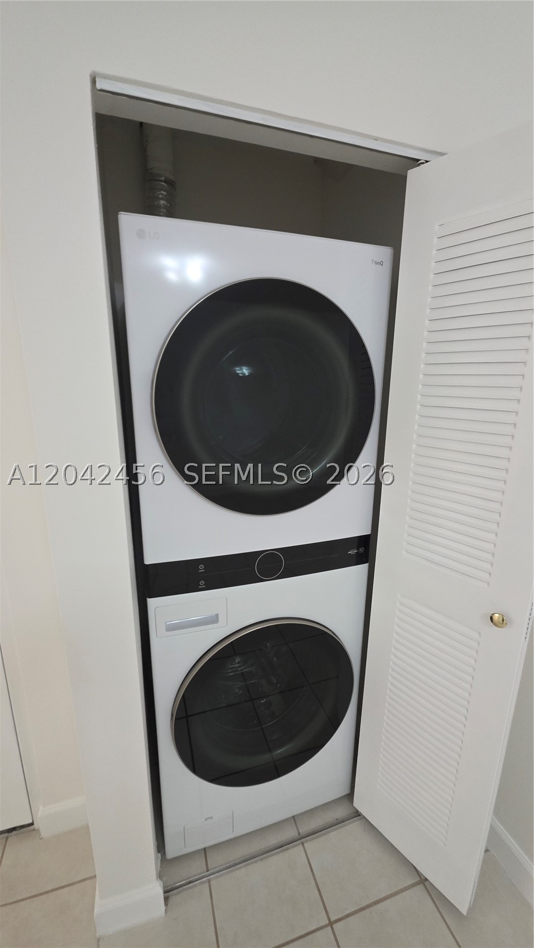 property viewer photo 14