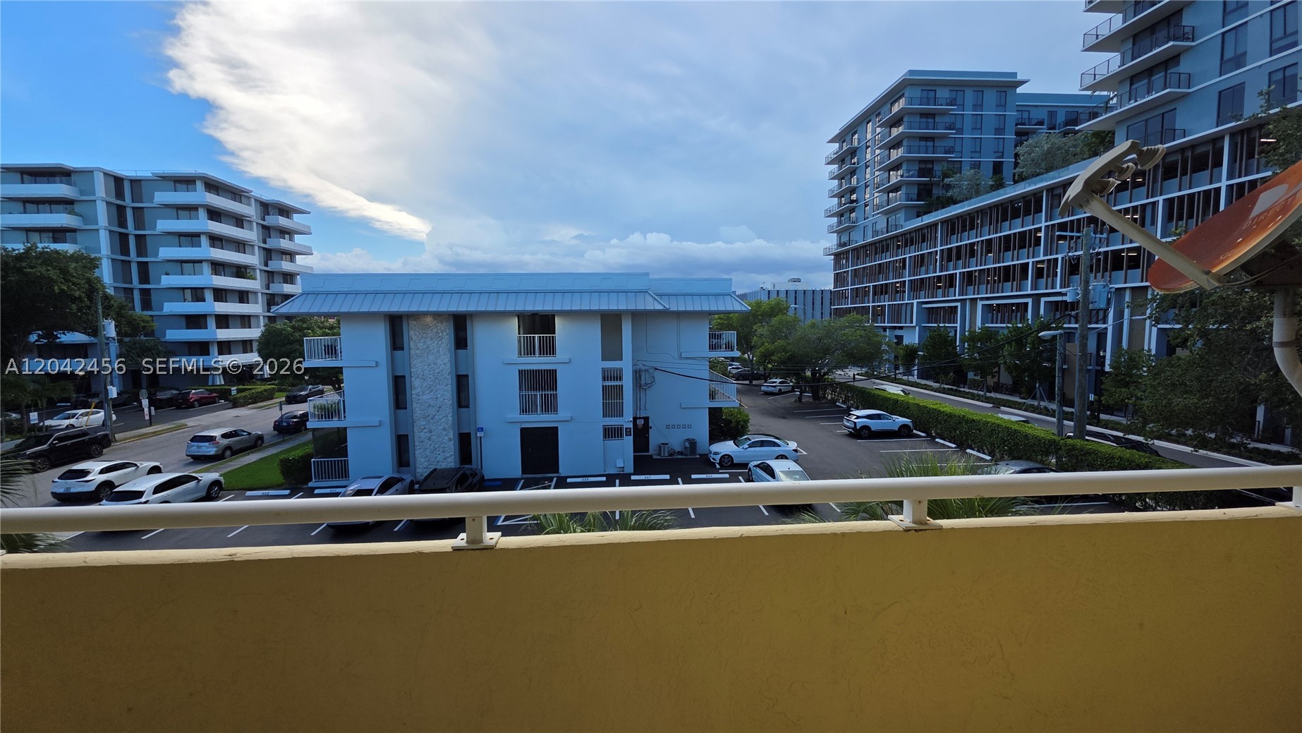 property viewer photo 16