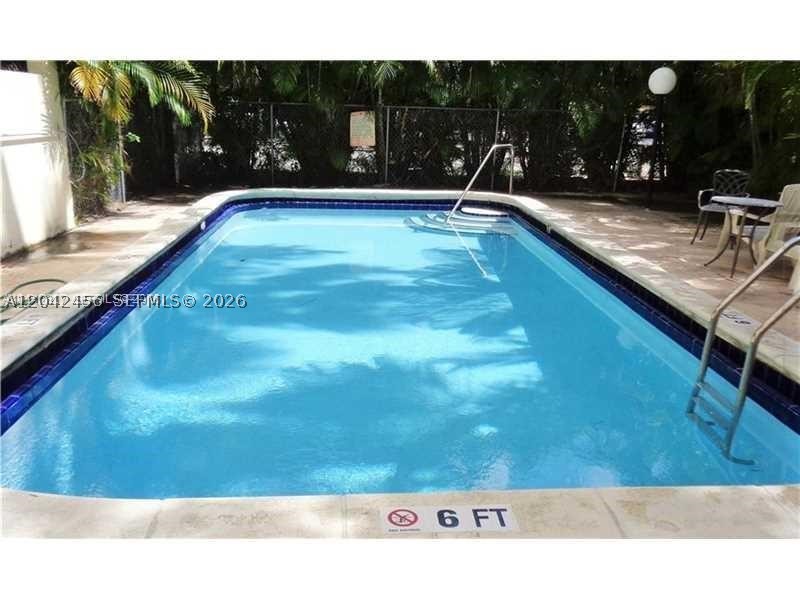 property viewer photo 17