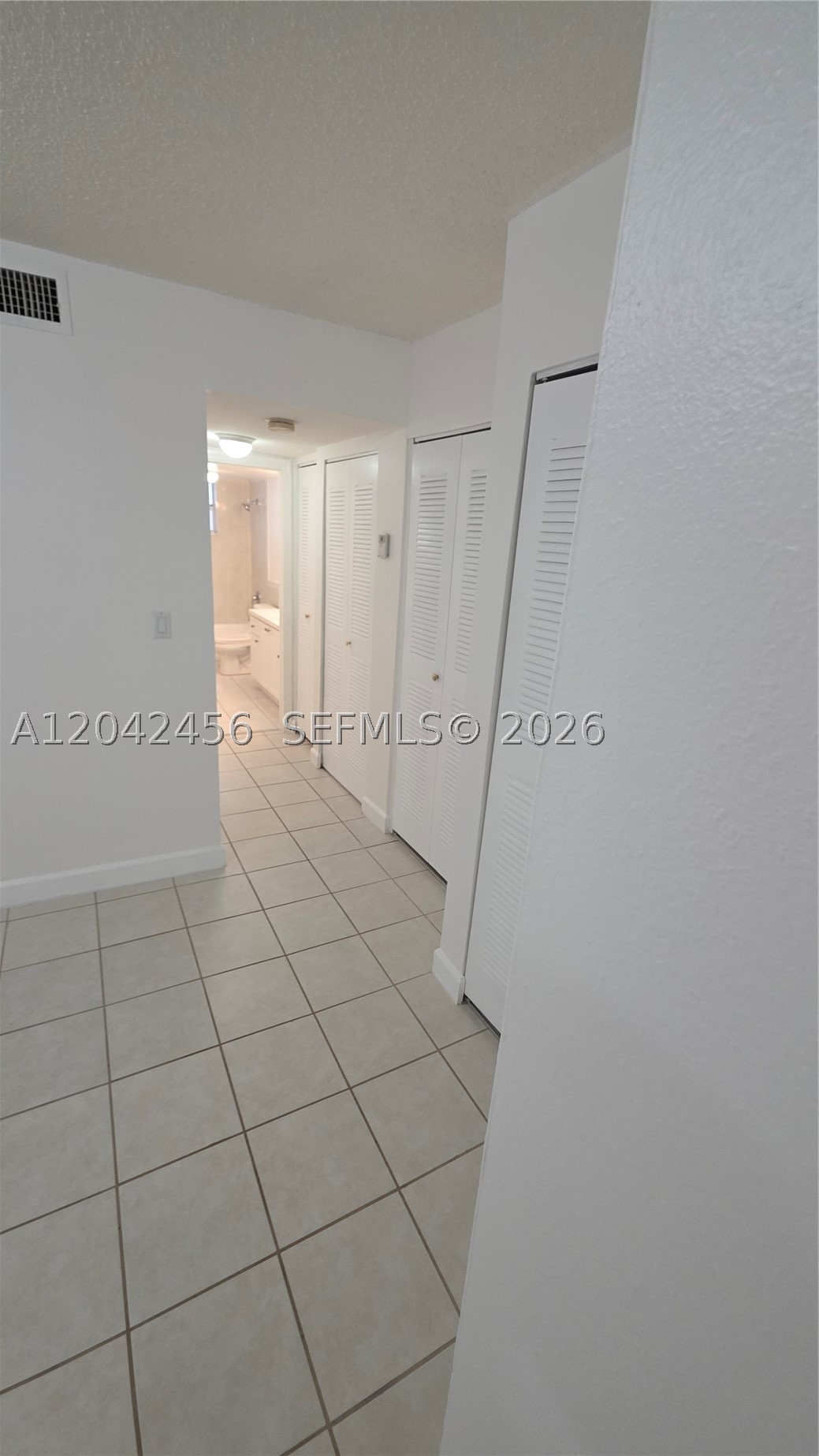 property viewer photo 7