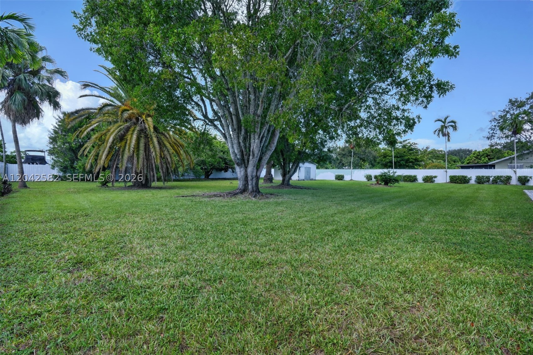 main property photo 77