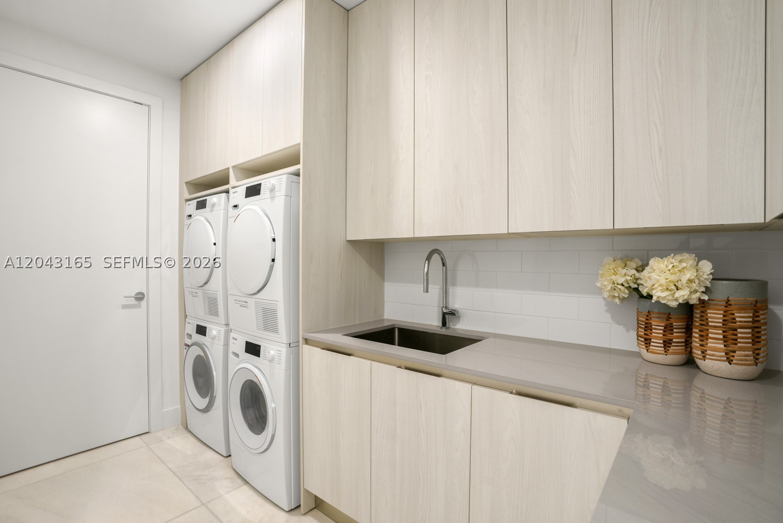 main property photo 70