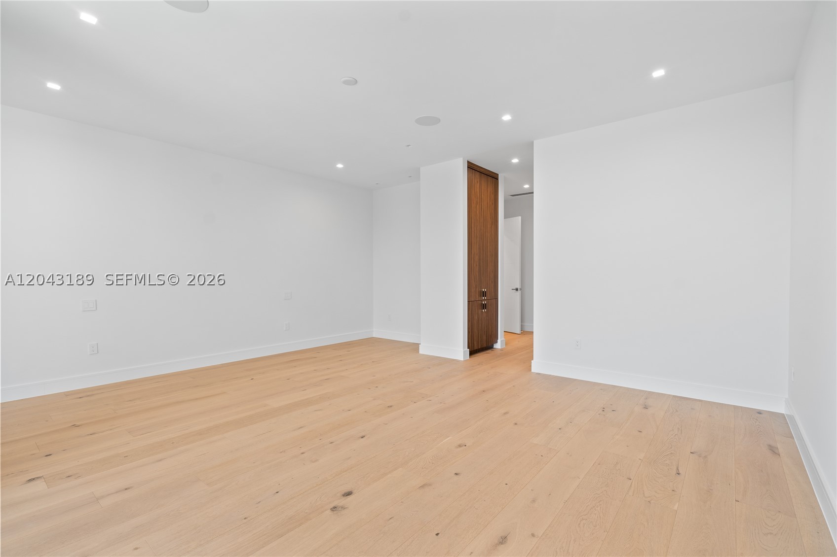 main property photo 77