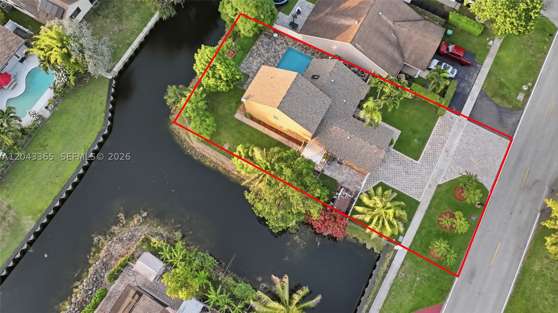 main property photo 46