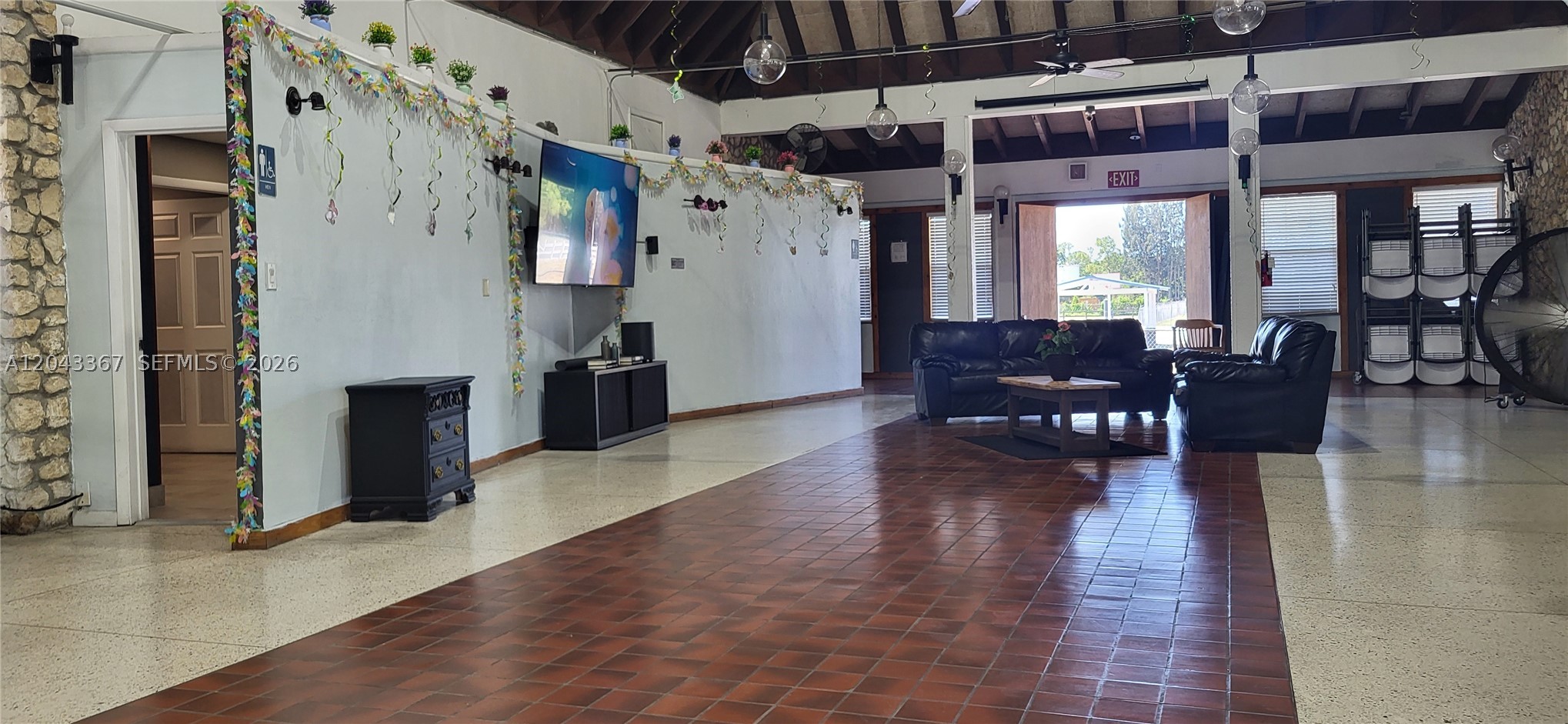 main property photo 54