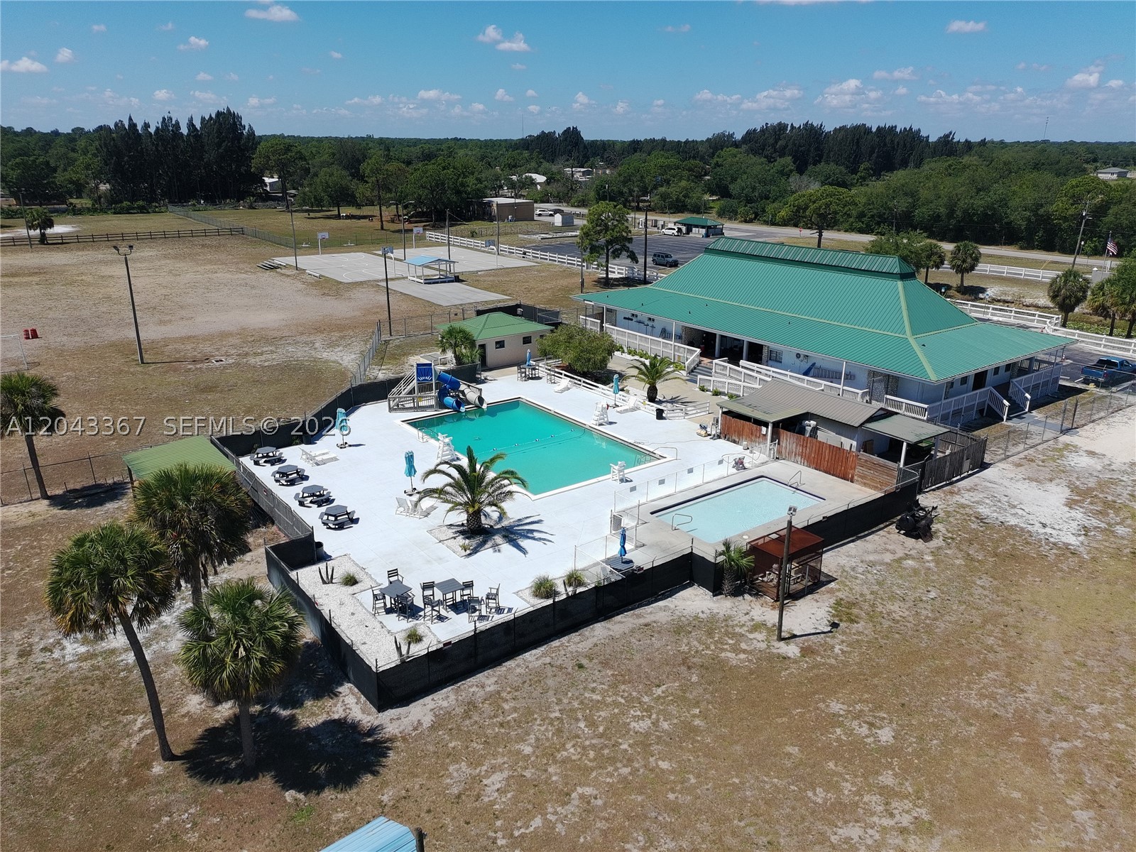 main property photo 66
