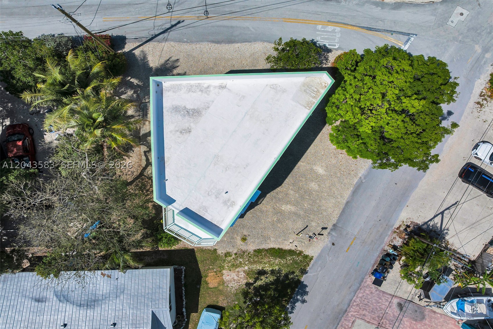 main property photo 47