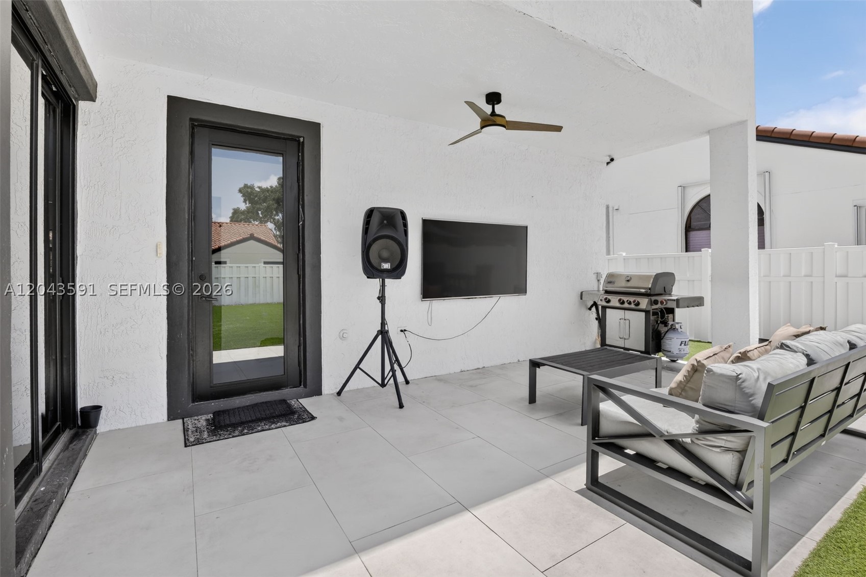 main property photo 49