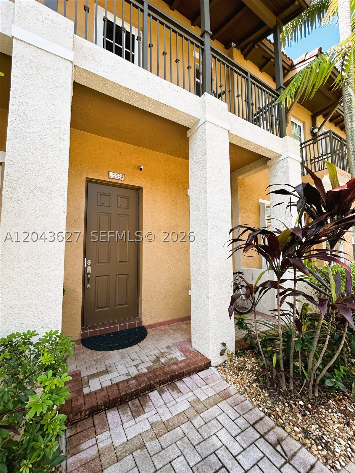 main property photo 16
