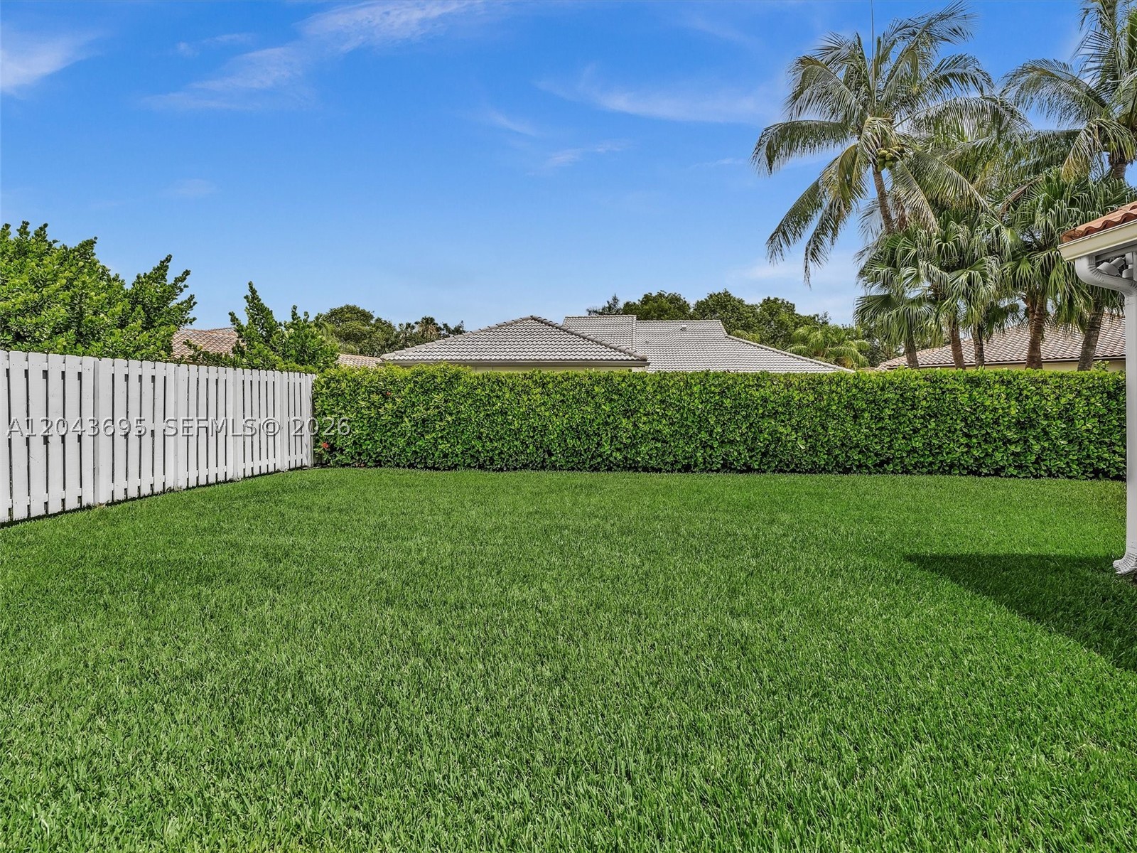 main property photo 68