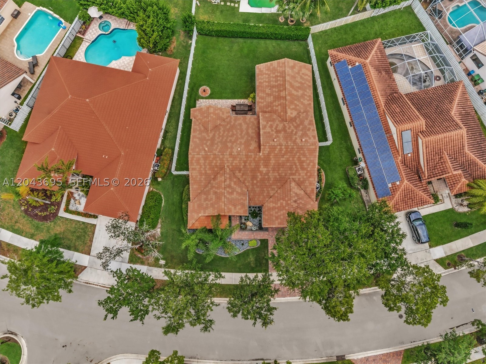main property photo 75
