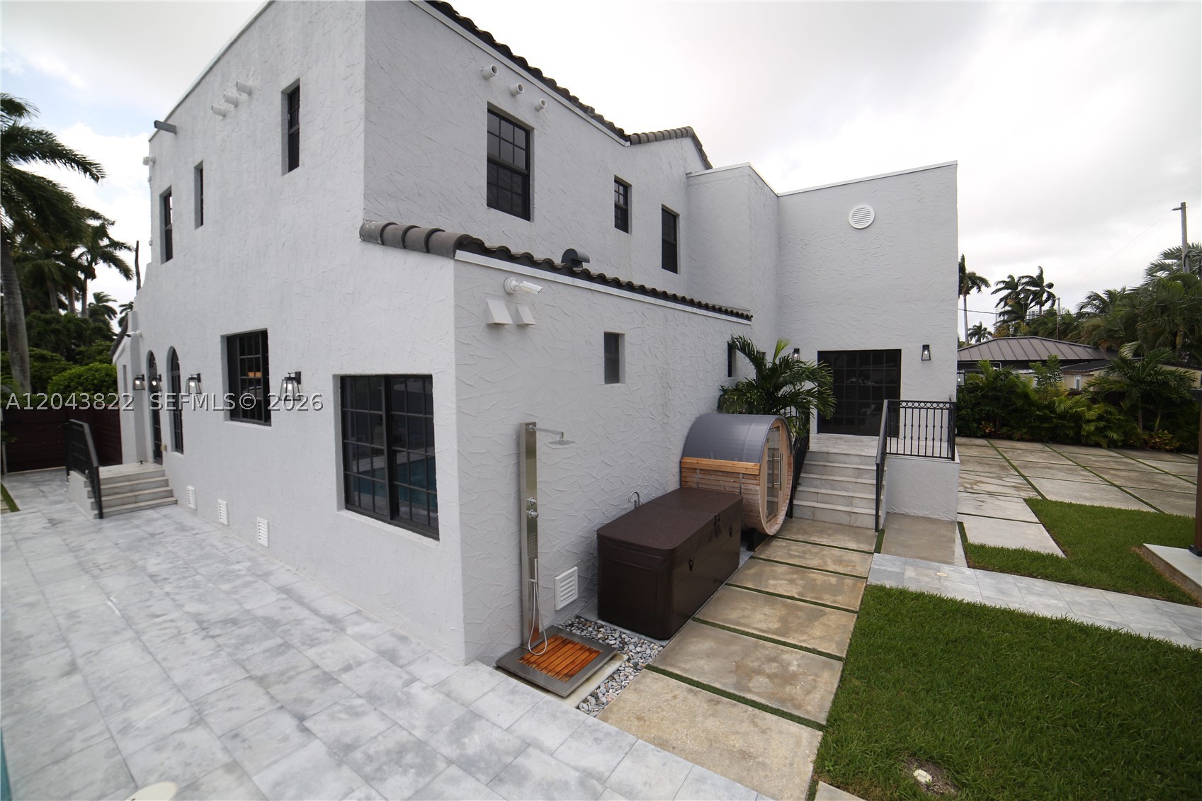 main property photo 49