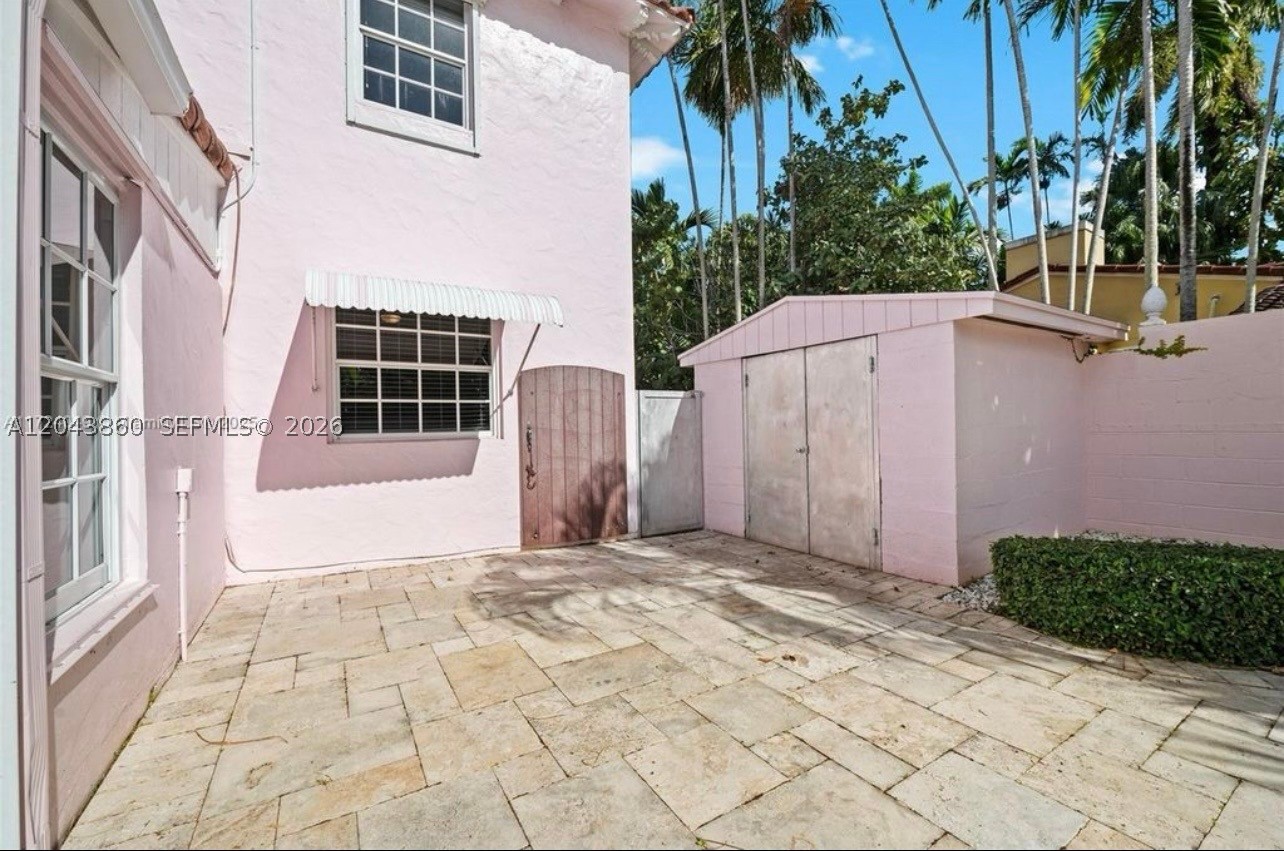 main property photo 19