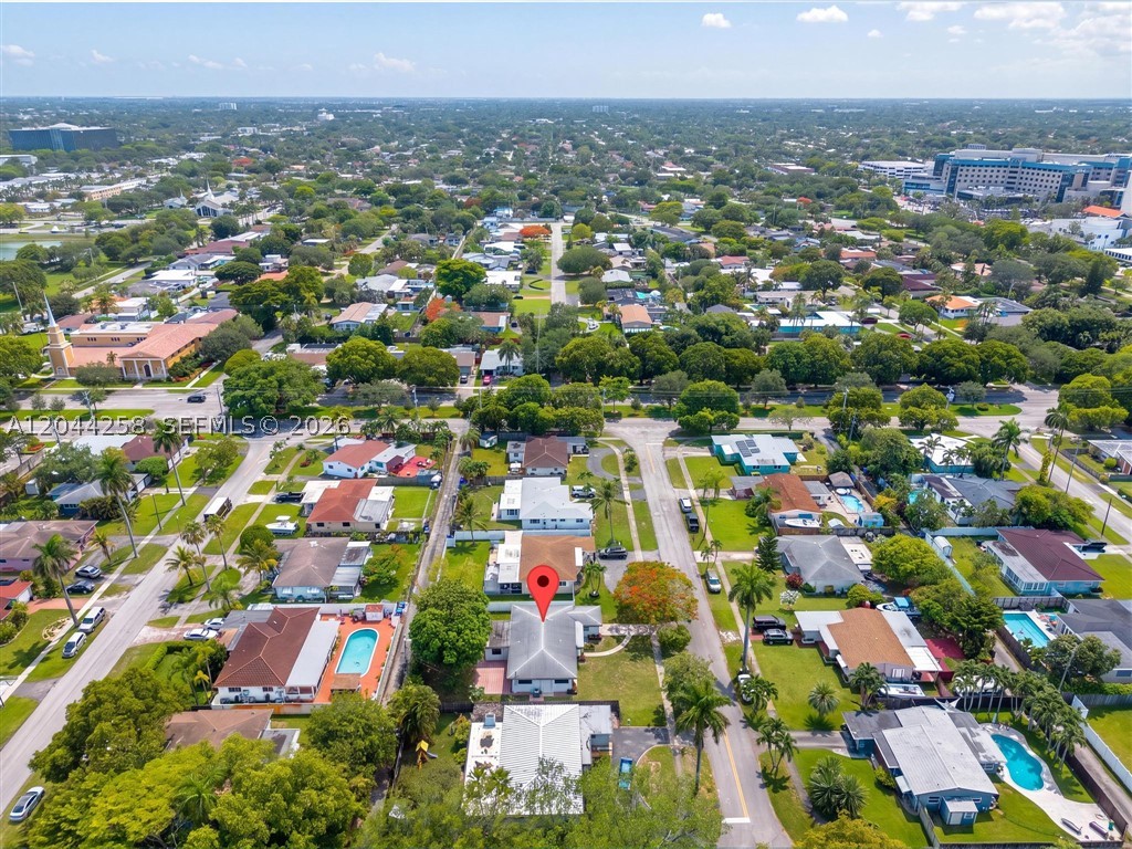 main property photo 41