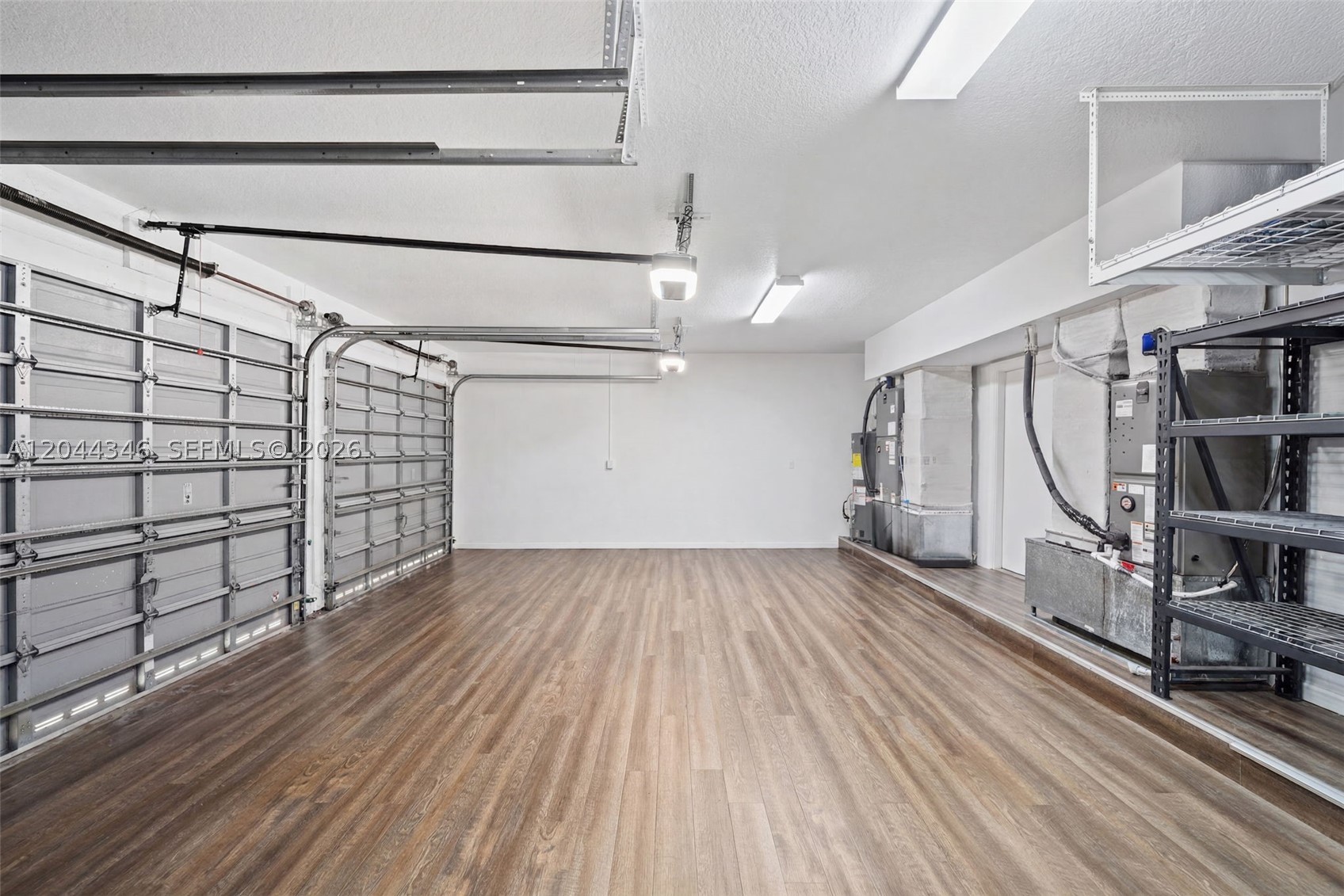 main property photo 50