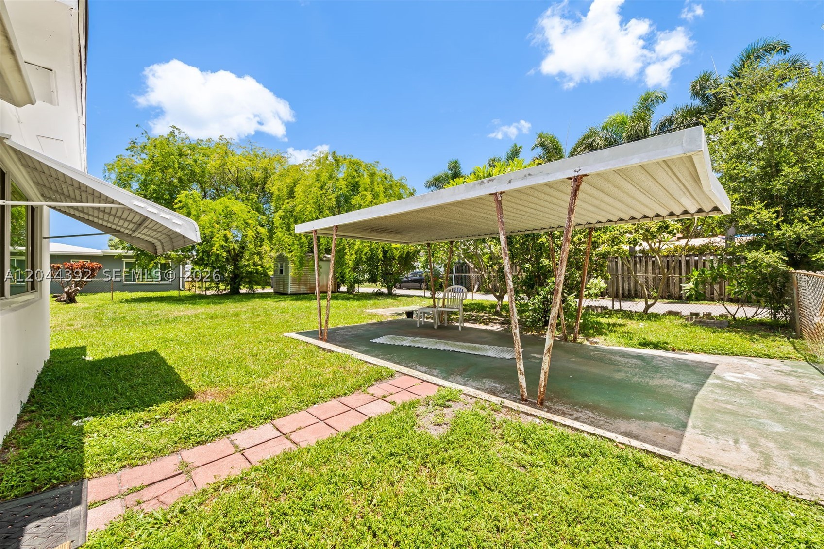 main property photo 21