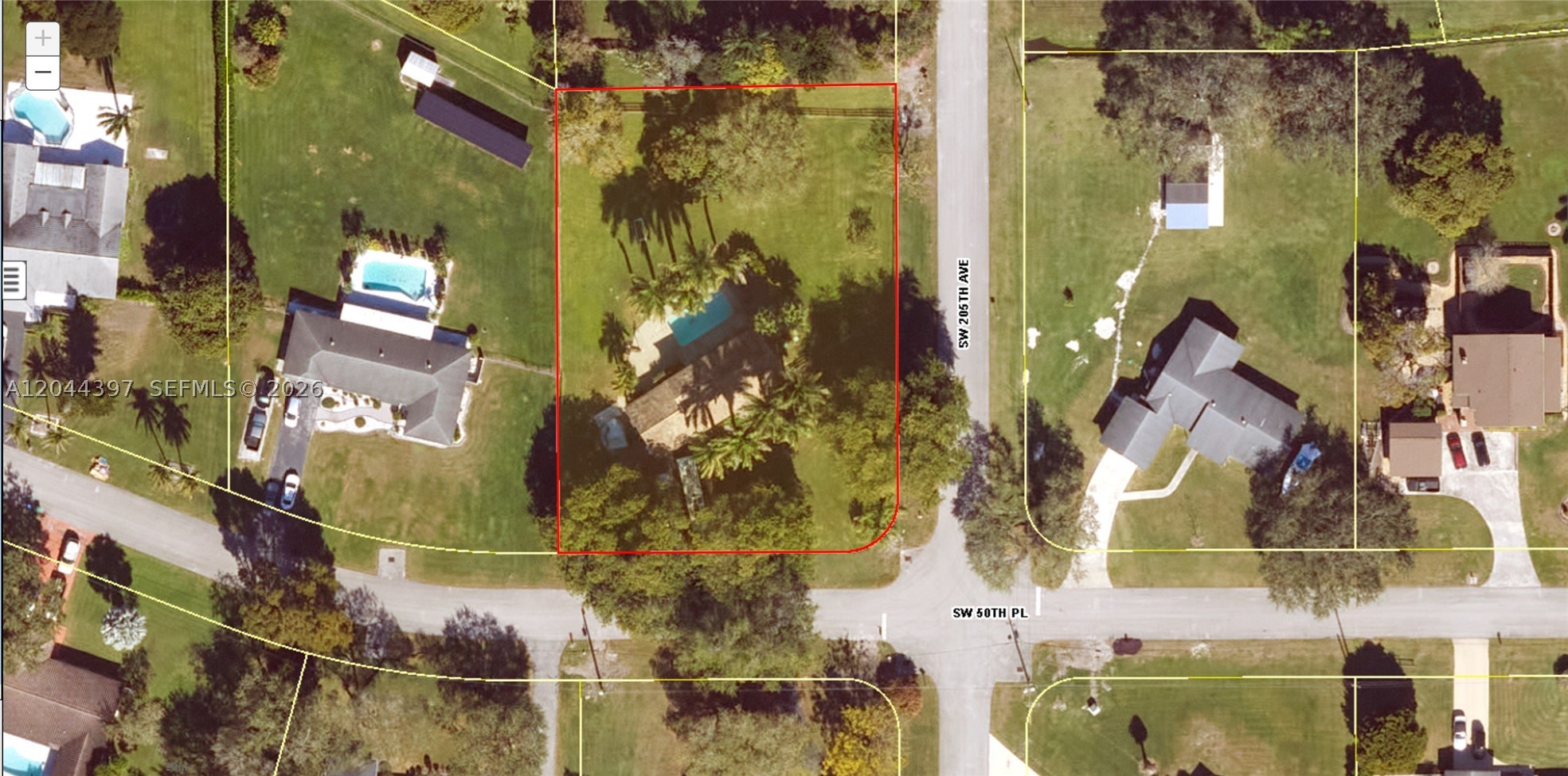 main property photo 5