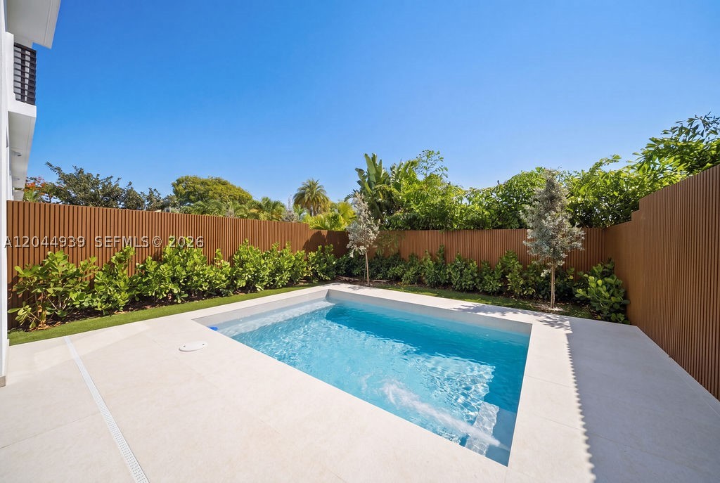main property photo 82