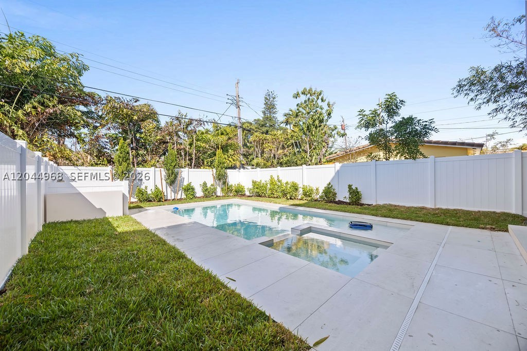 main property photo 58