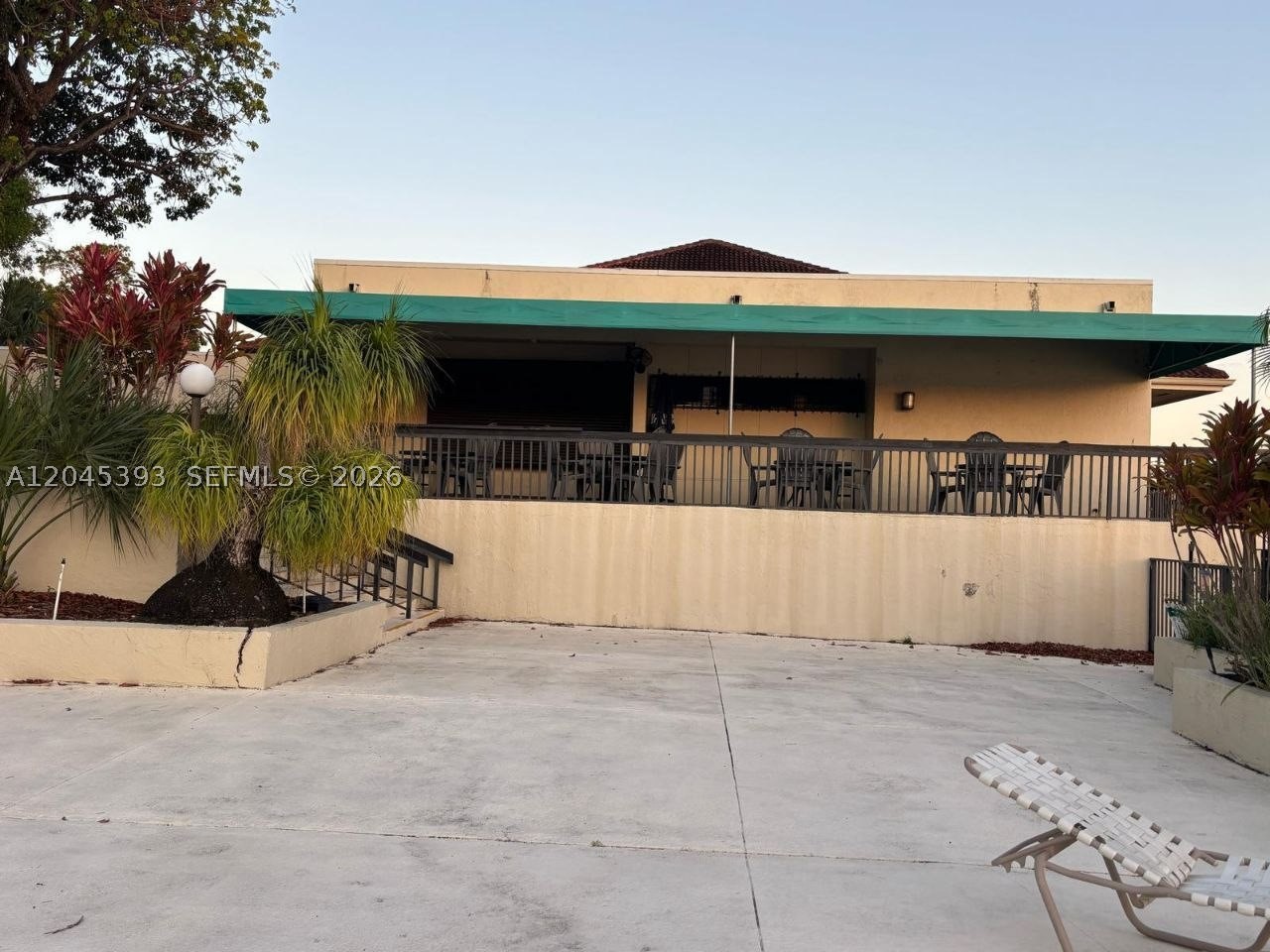 main property photo 19