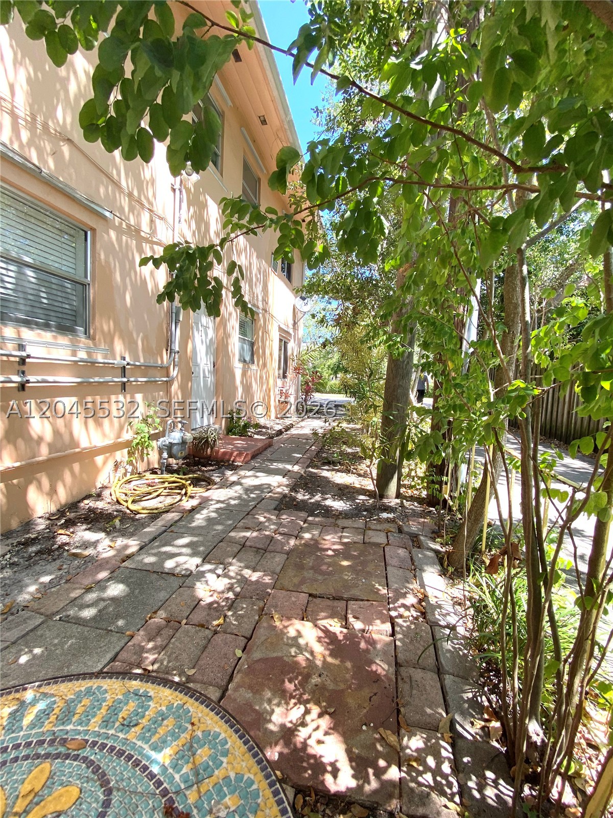 property viewer photo 13