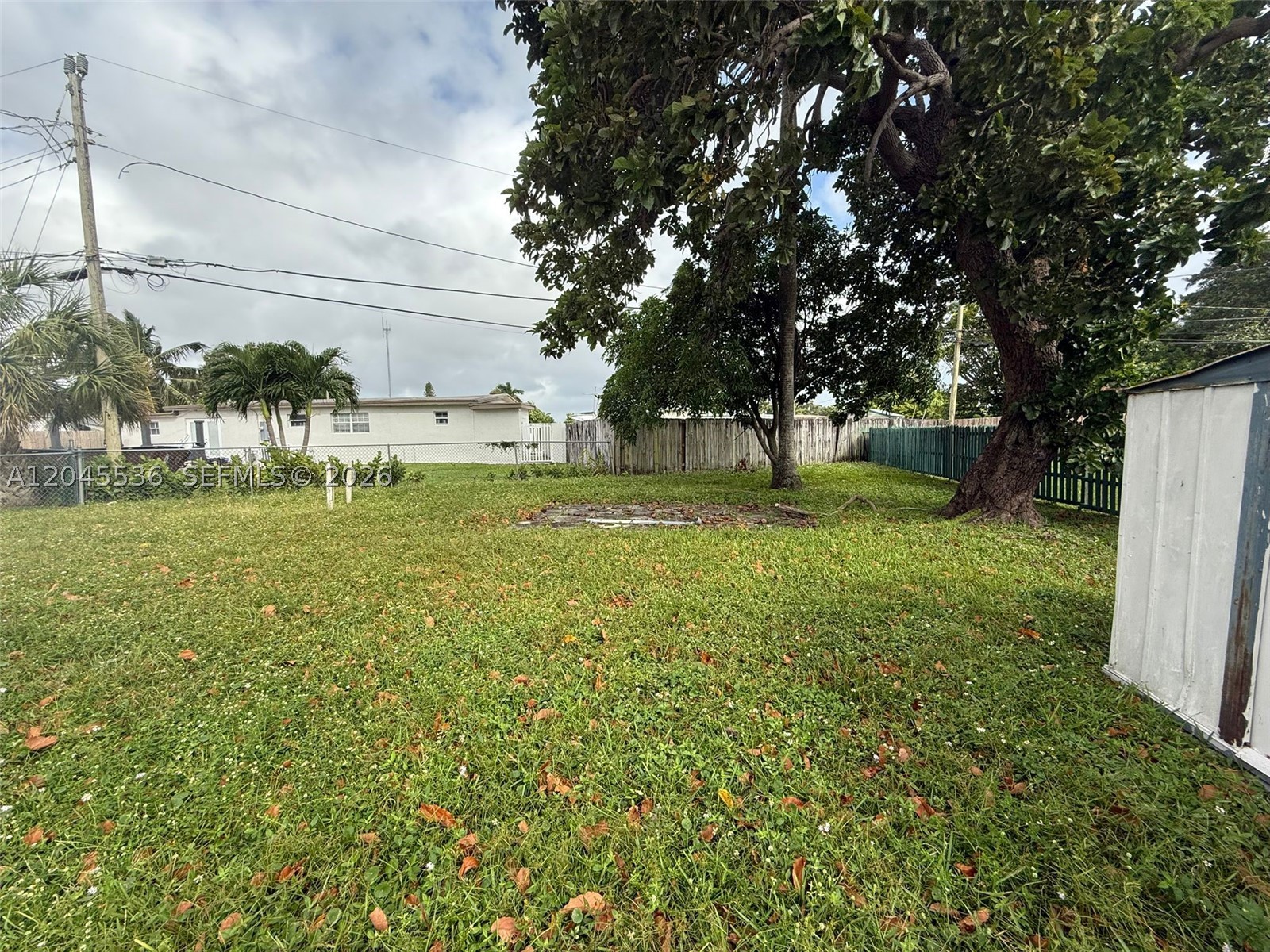 main property photo 29