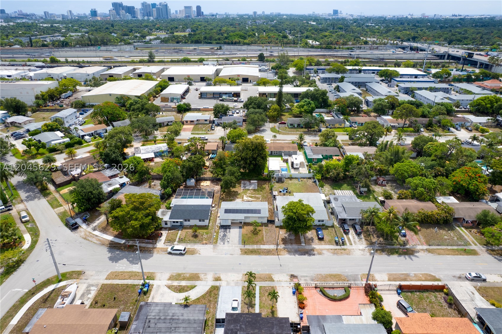 main property photo 40