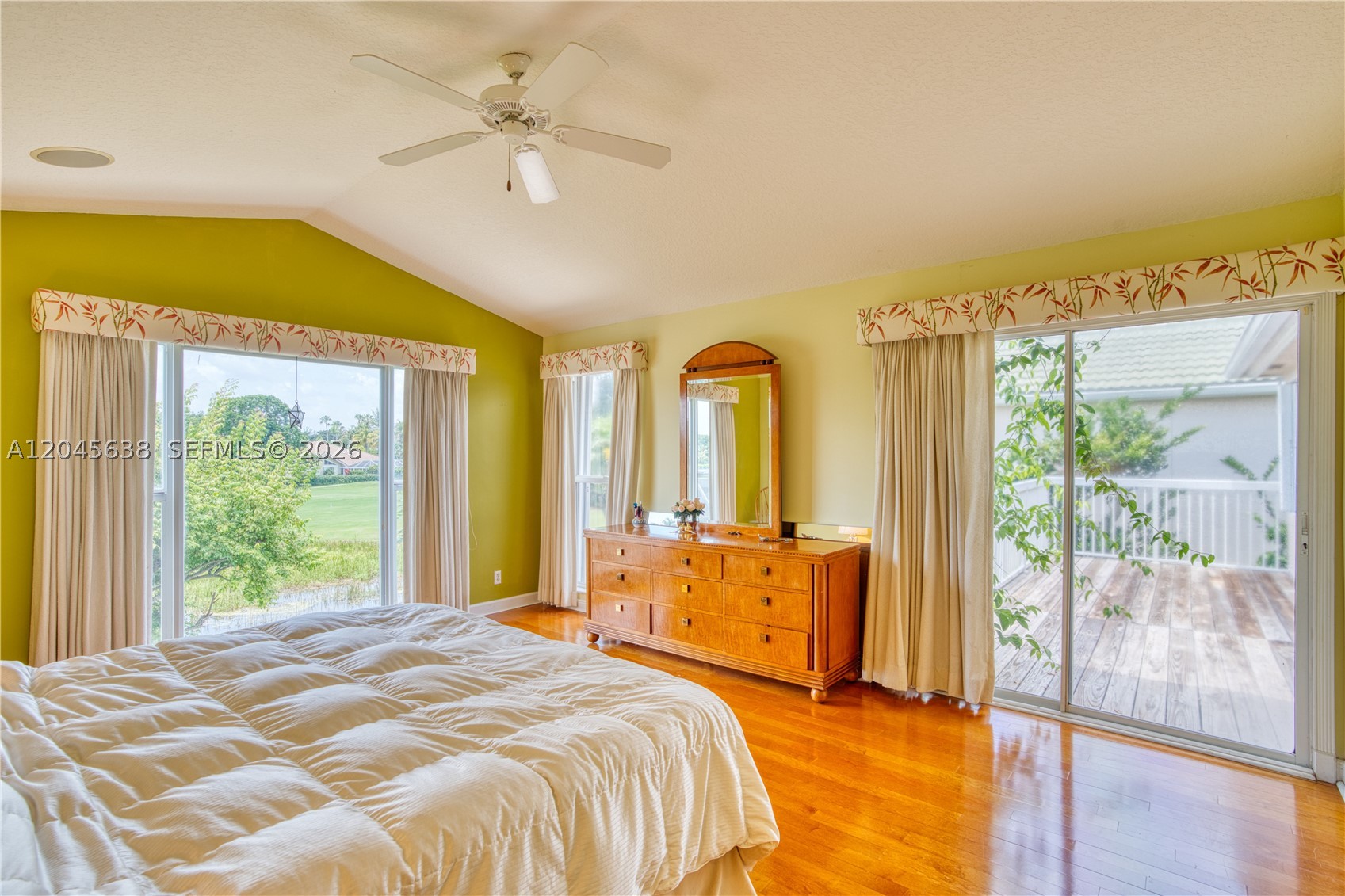 main property photo 33