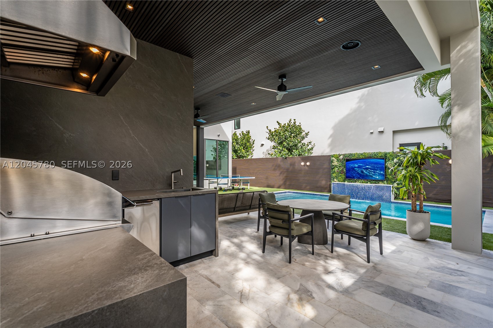 main property photo 75