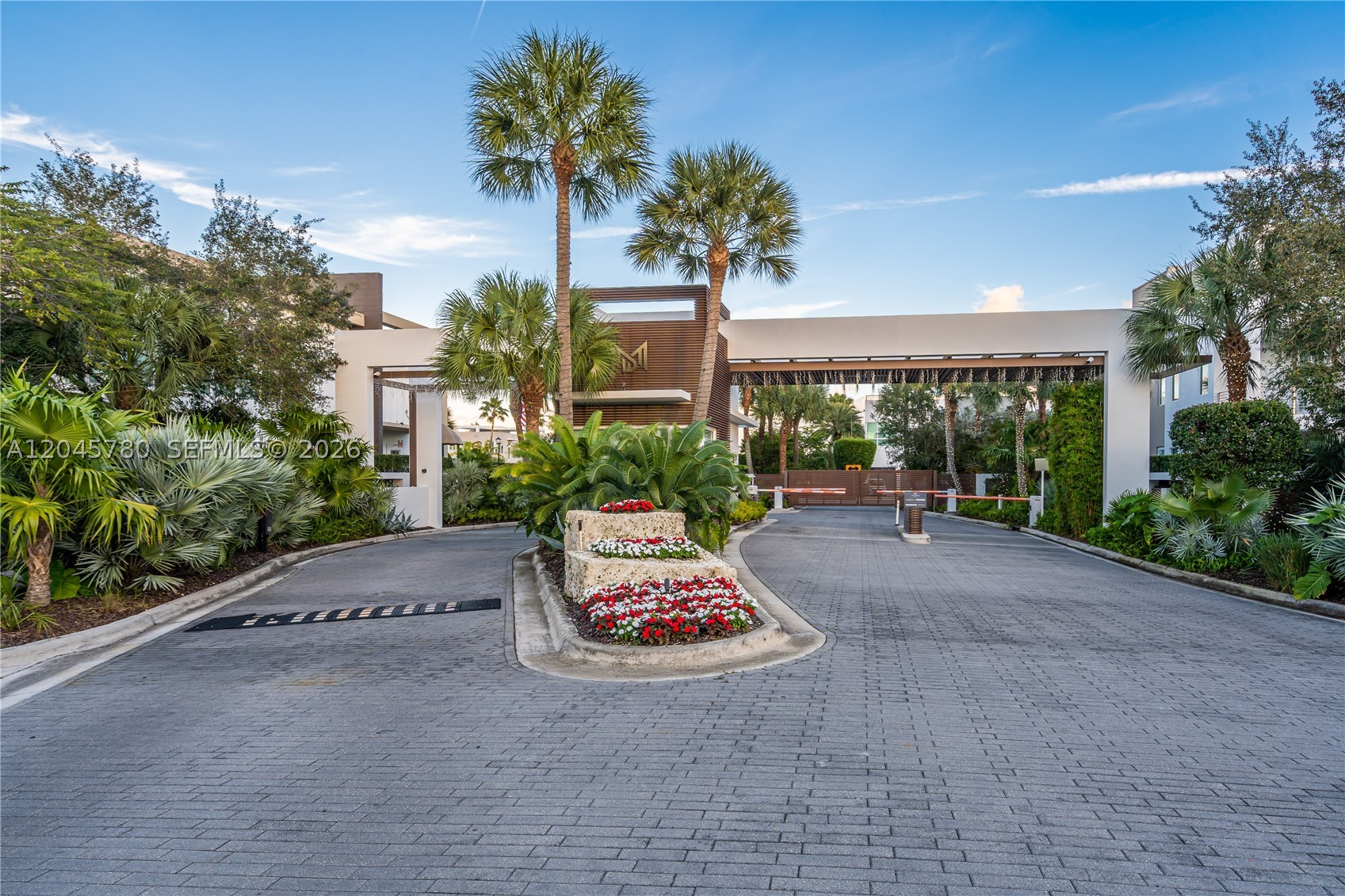 main property photo 96