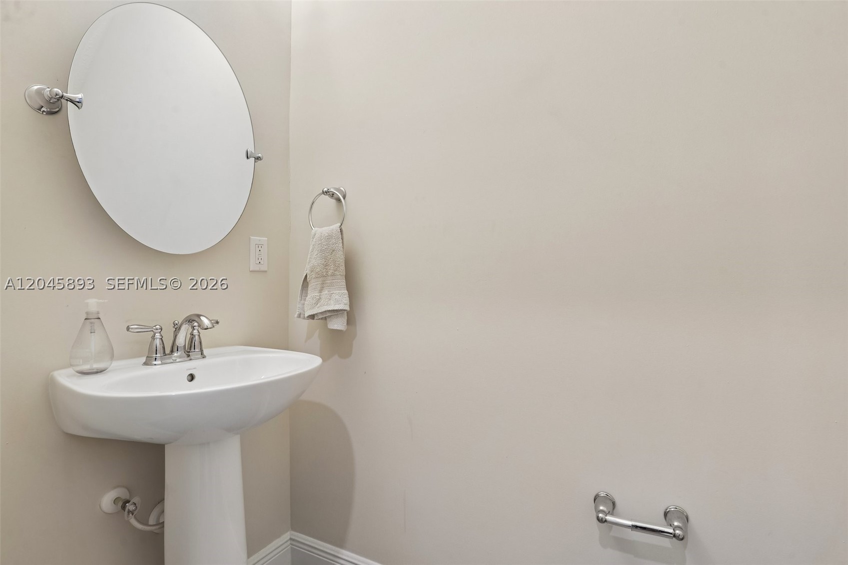 main property photo 65