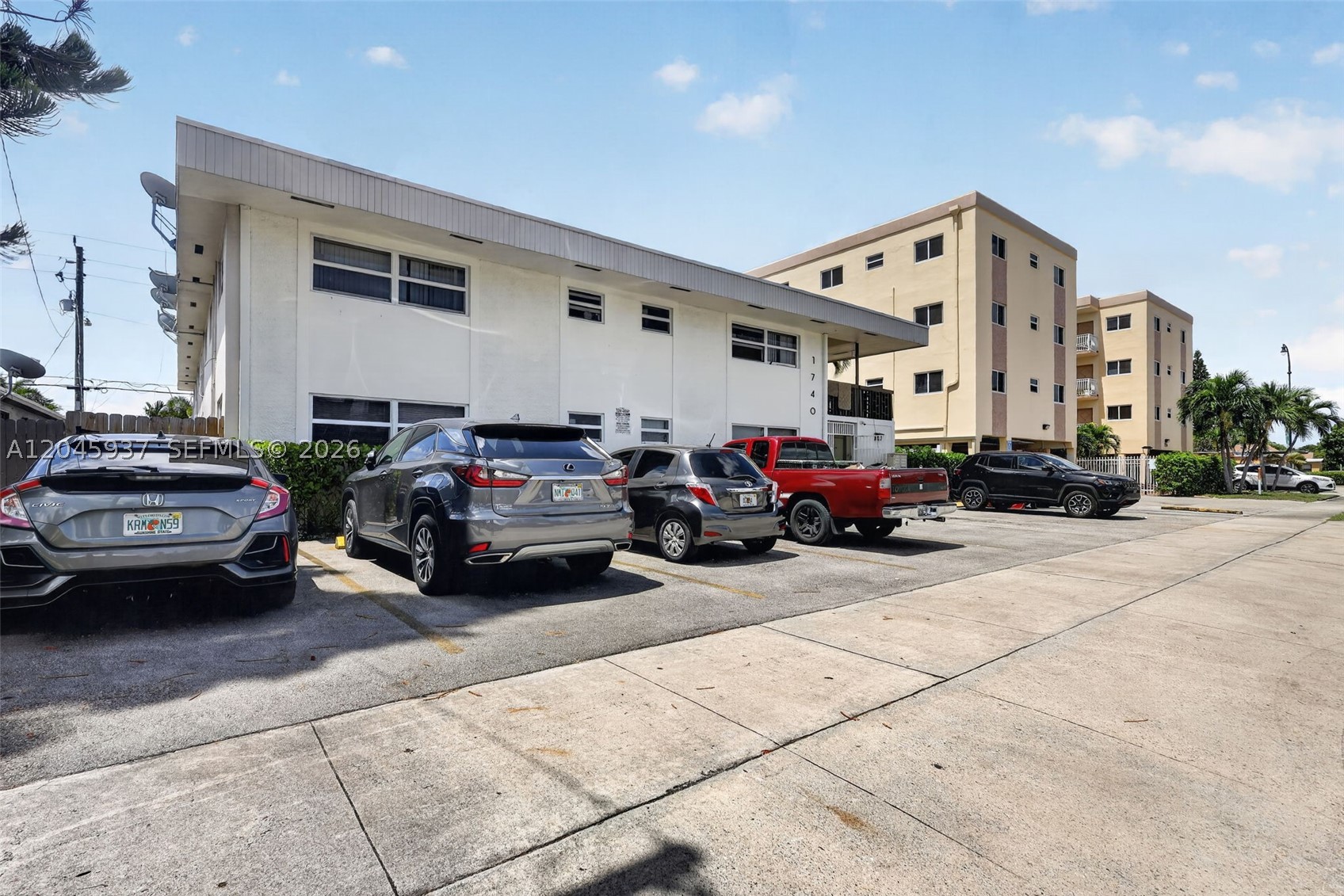 main property photo 18