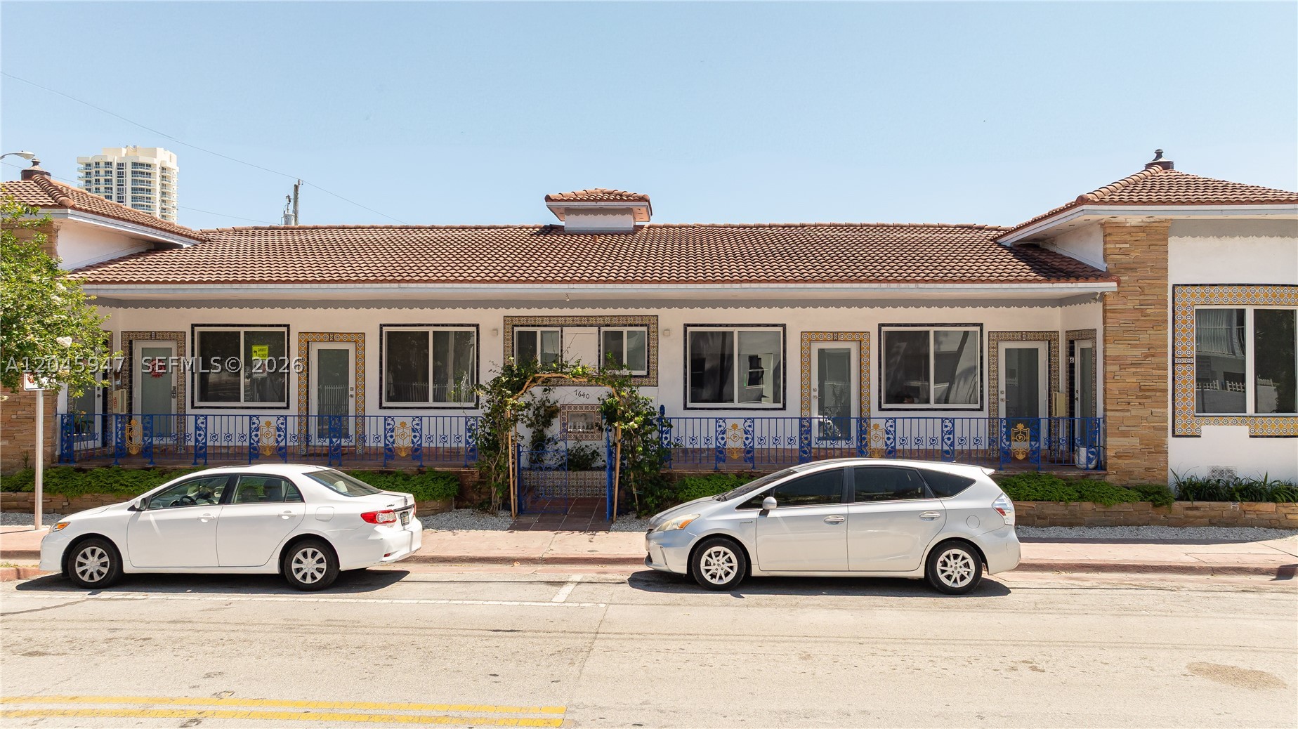 main property photo 0