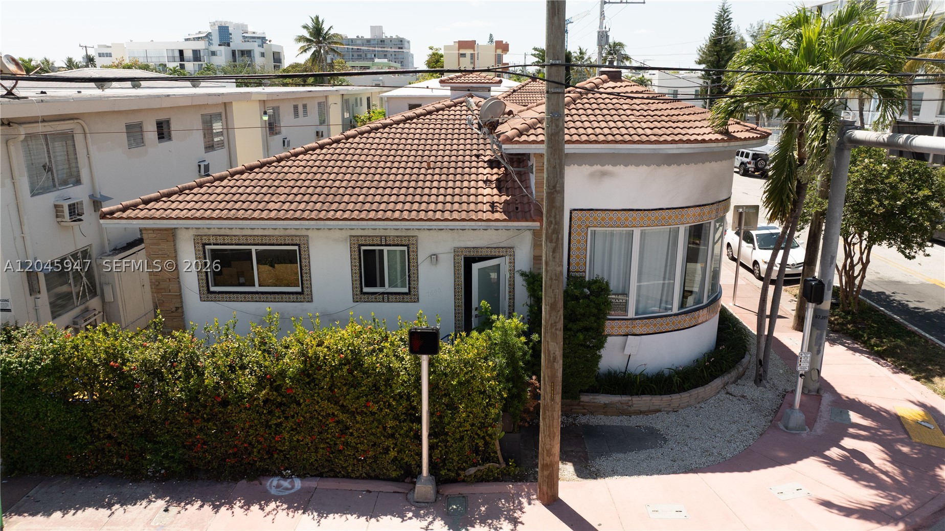 main property photo 4