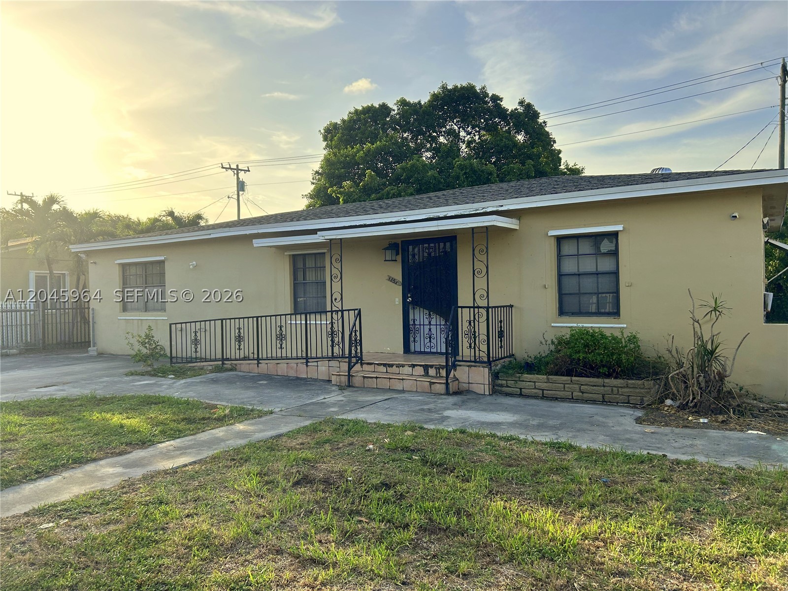 main property photo 0