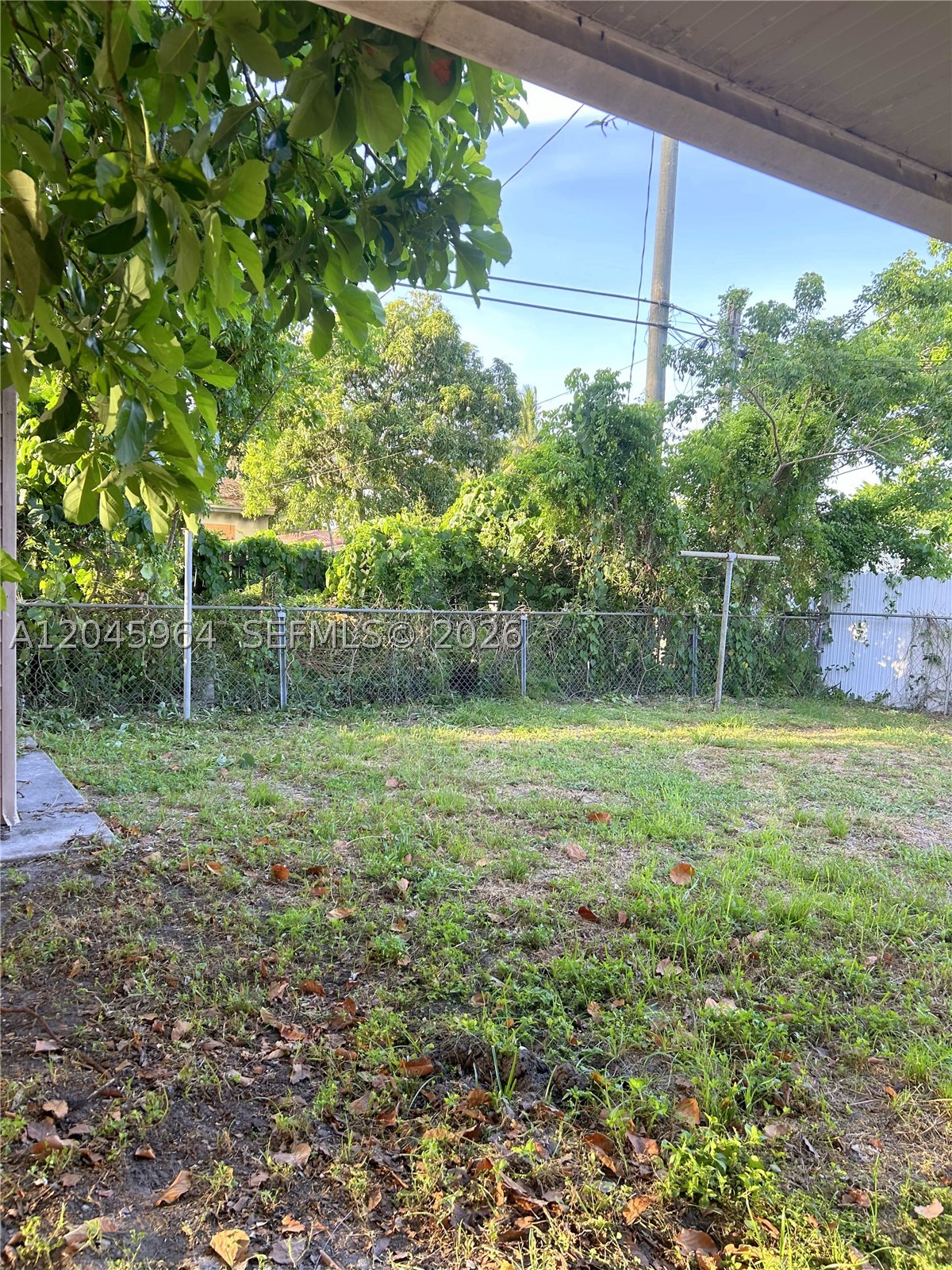 main property photo 25