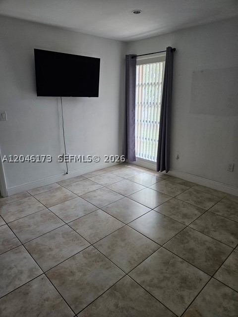 property viewer photo 1