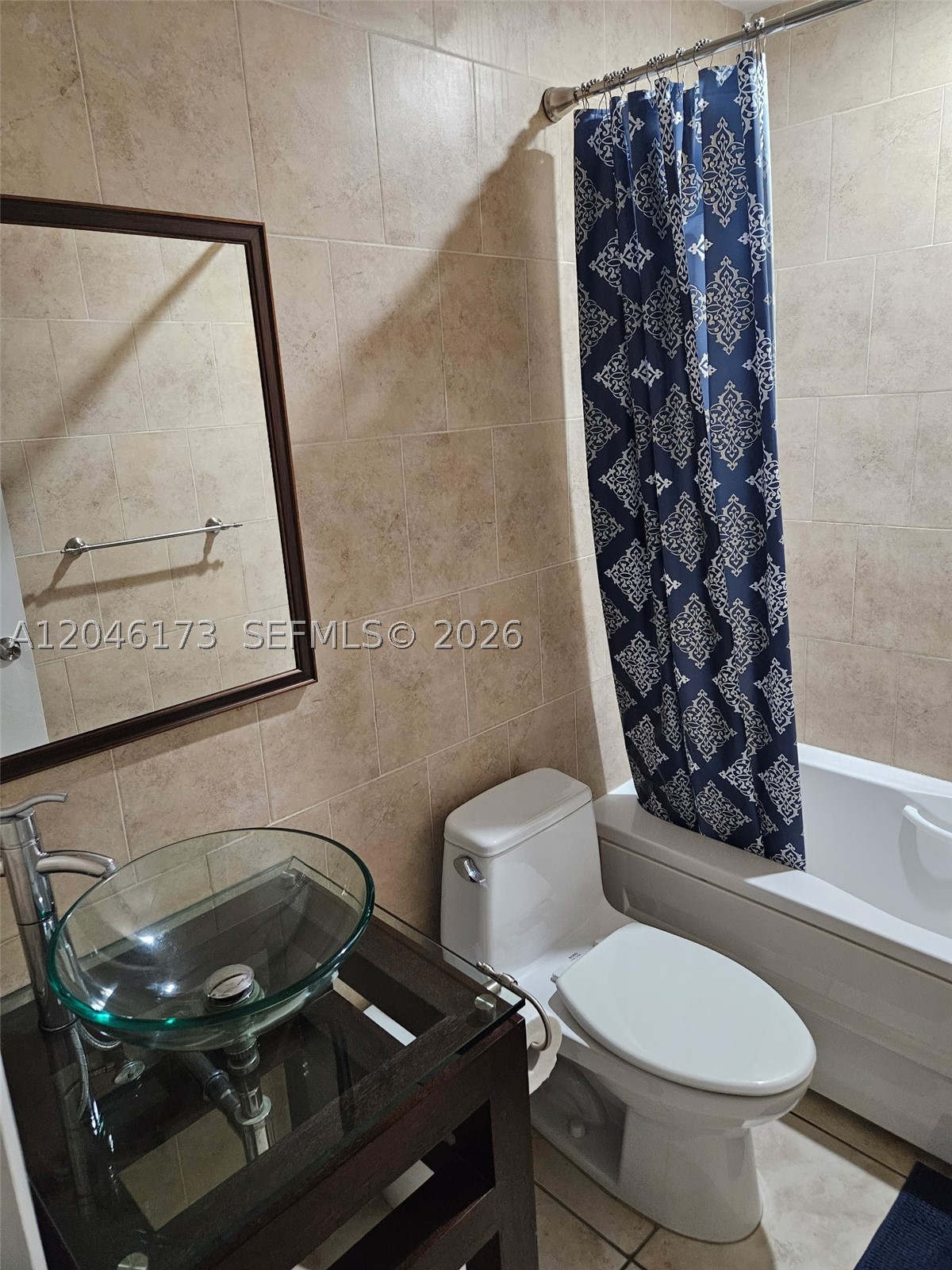 property viewer photo 2