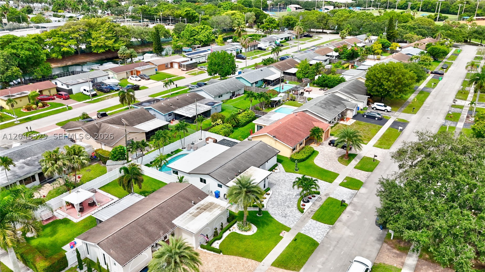 main property photo 51