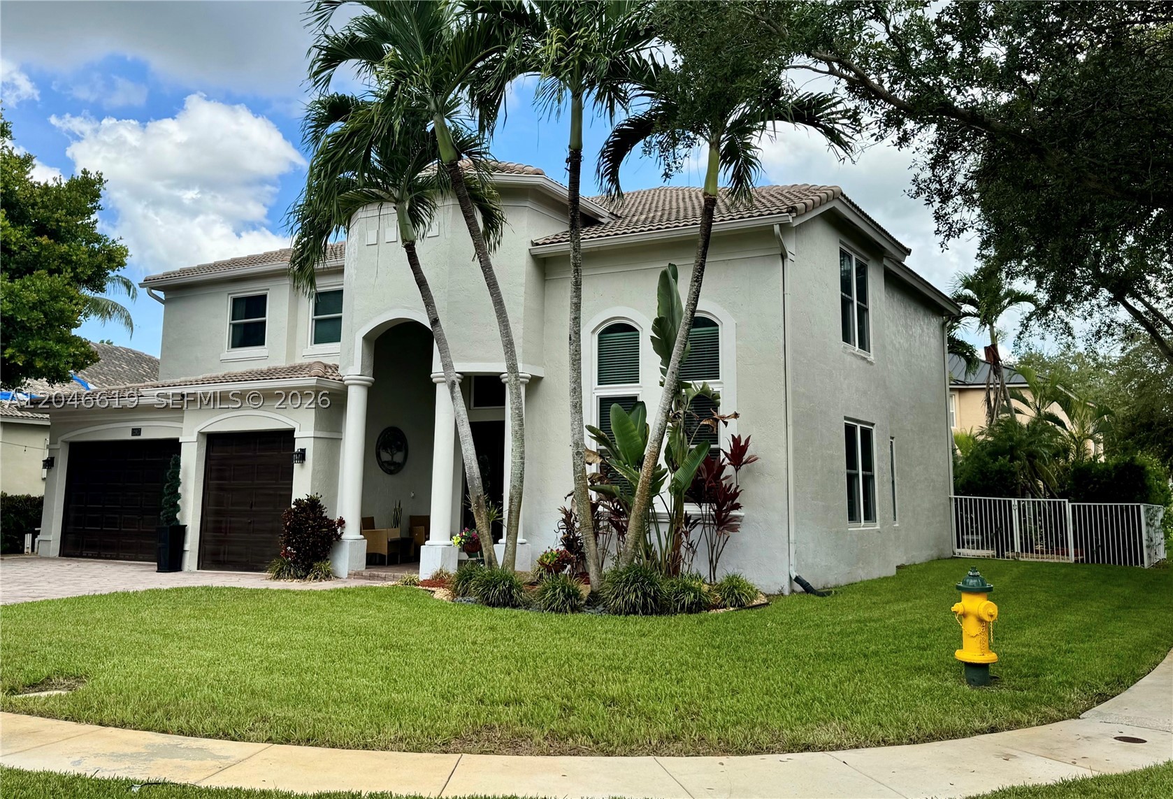 main property photo 31